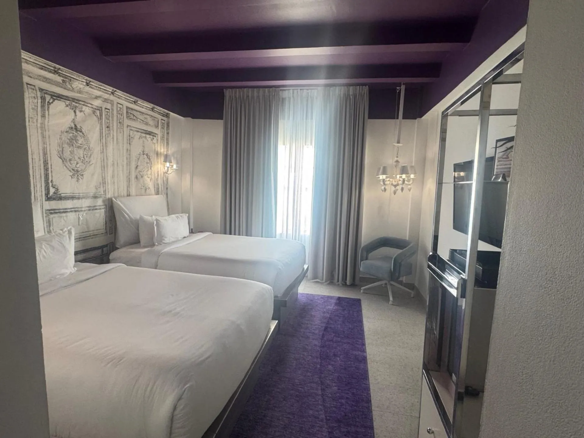 Bed in Townhouse Hotel, BW Signature Collection