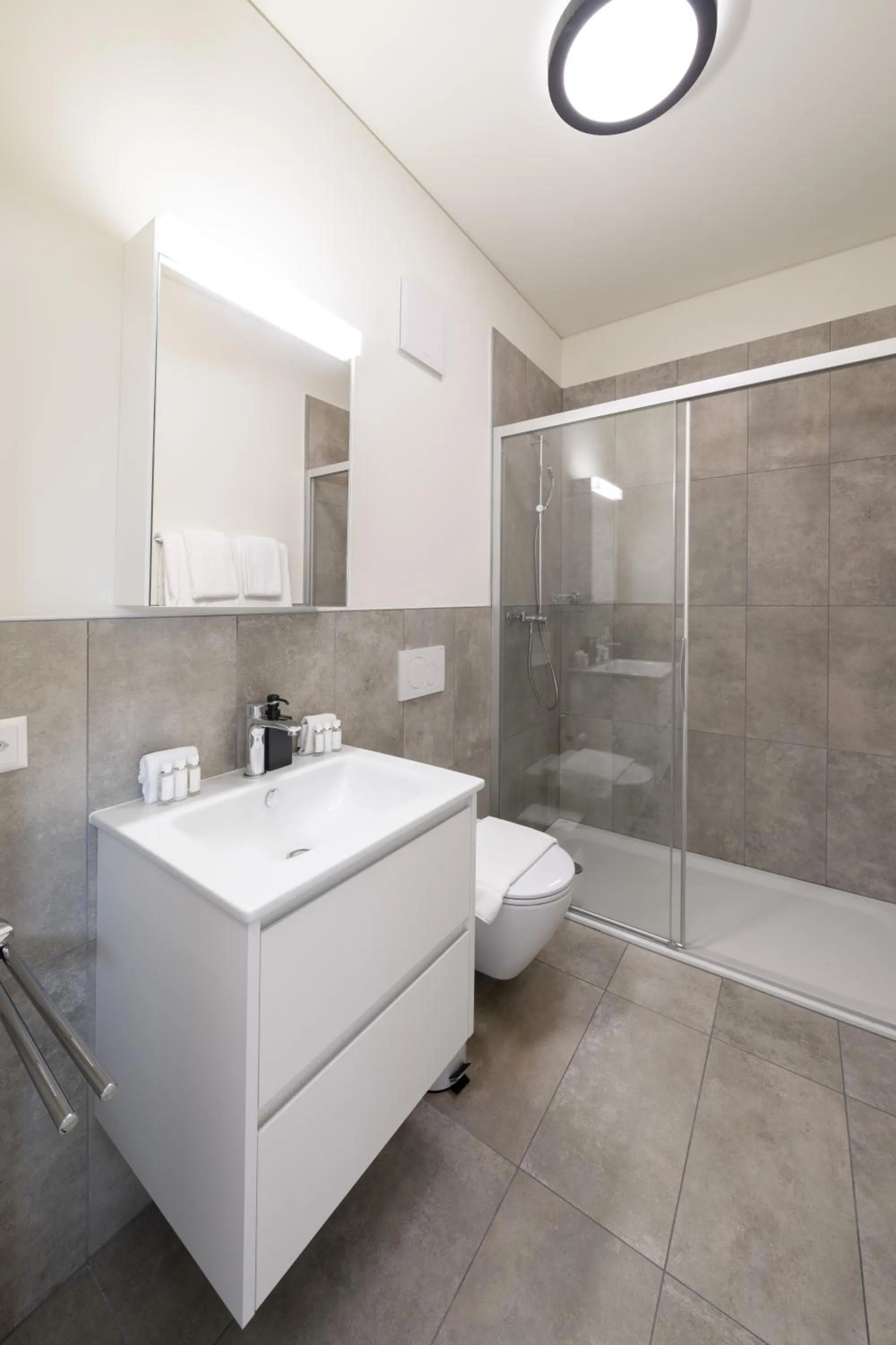 Shower in Swiss Hotel Apartments - Lugano