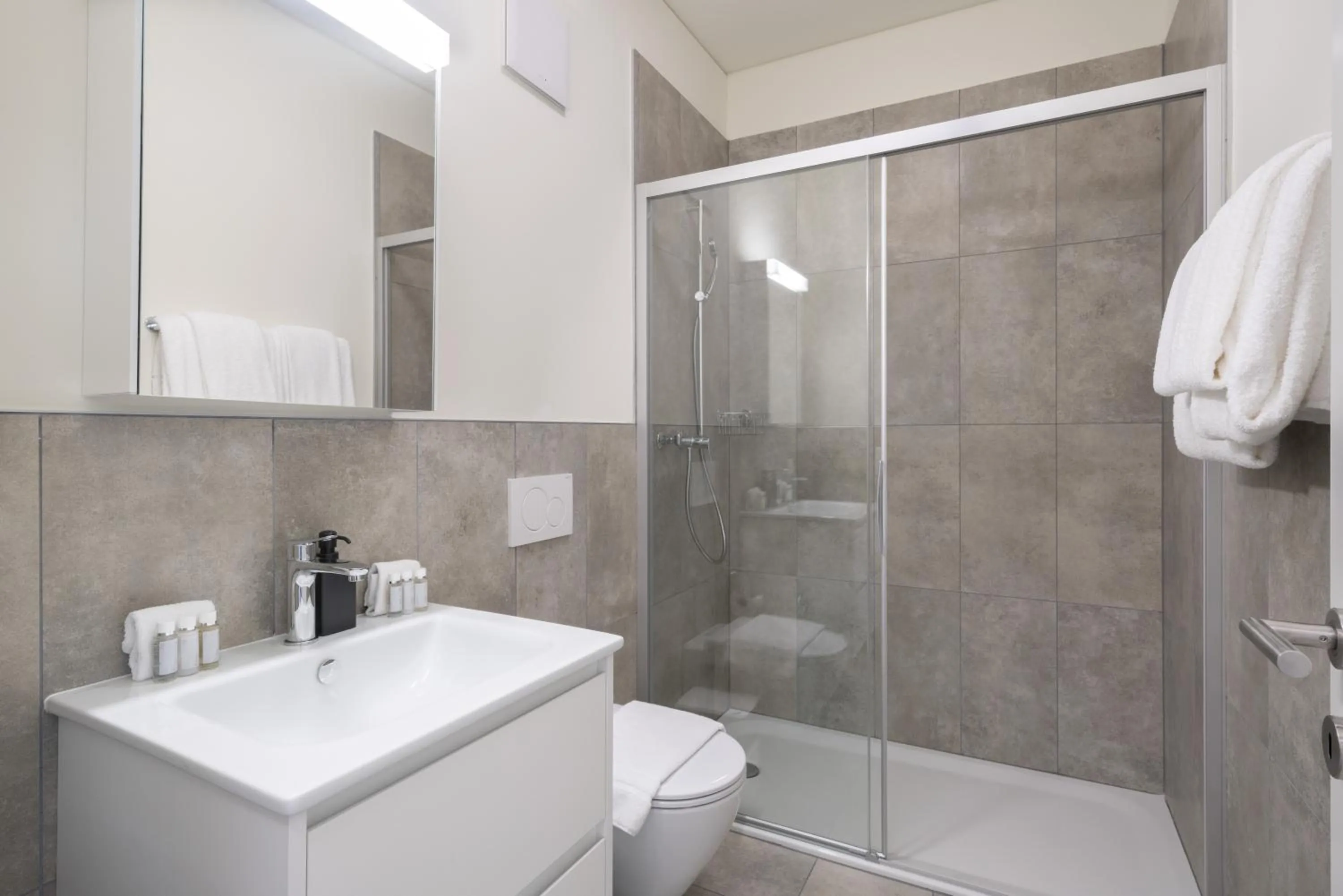 Shower in Swiss Hotel Apartments - Lugano