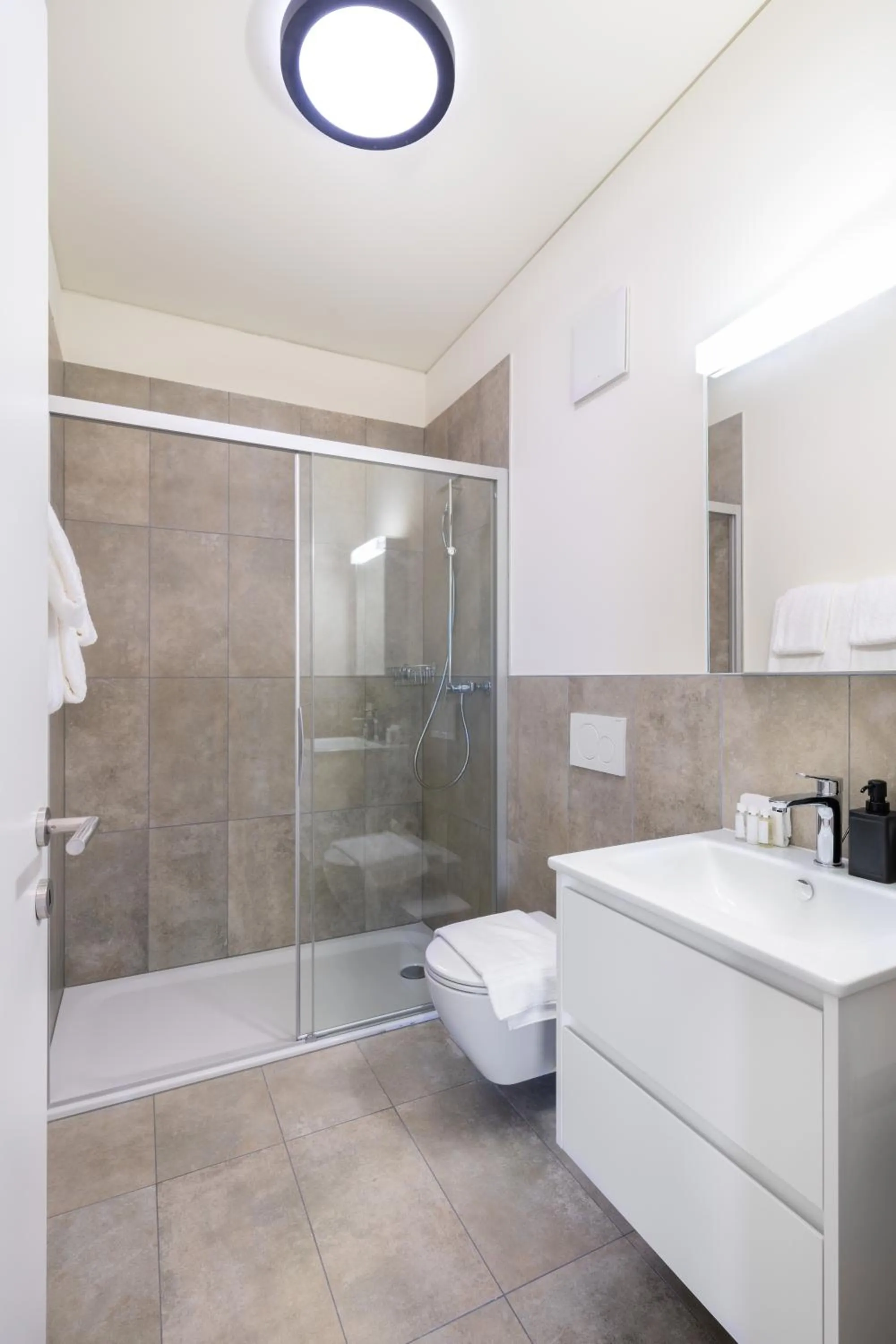 Shower in Swiss Hotel Apartments - Lugano