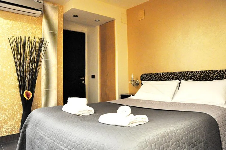 Bed in Venice Dose Suite