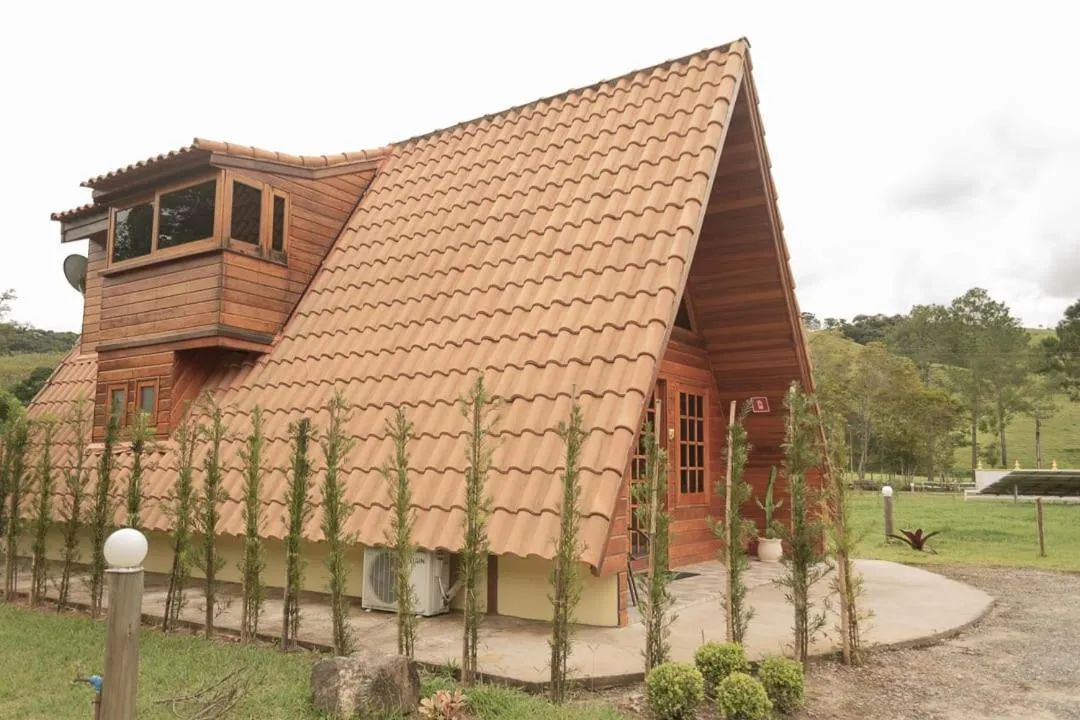 Property building in Aconchego da bocaina