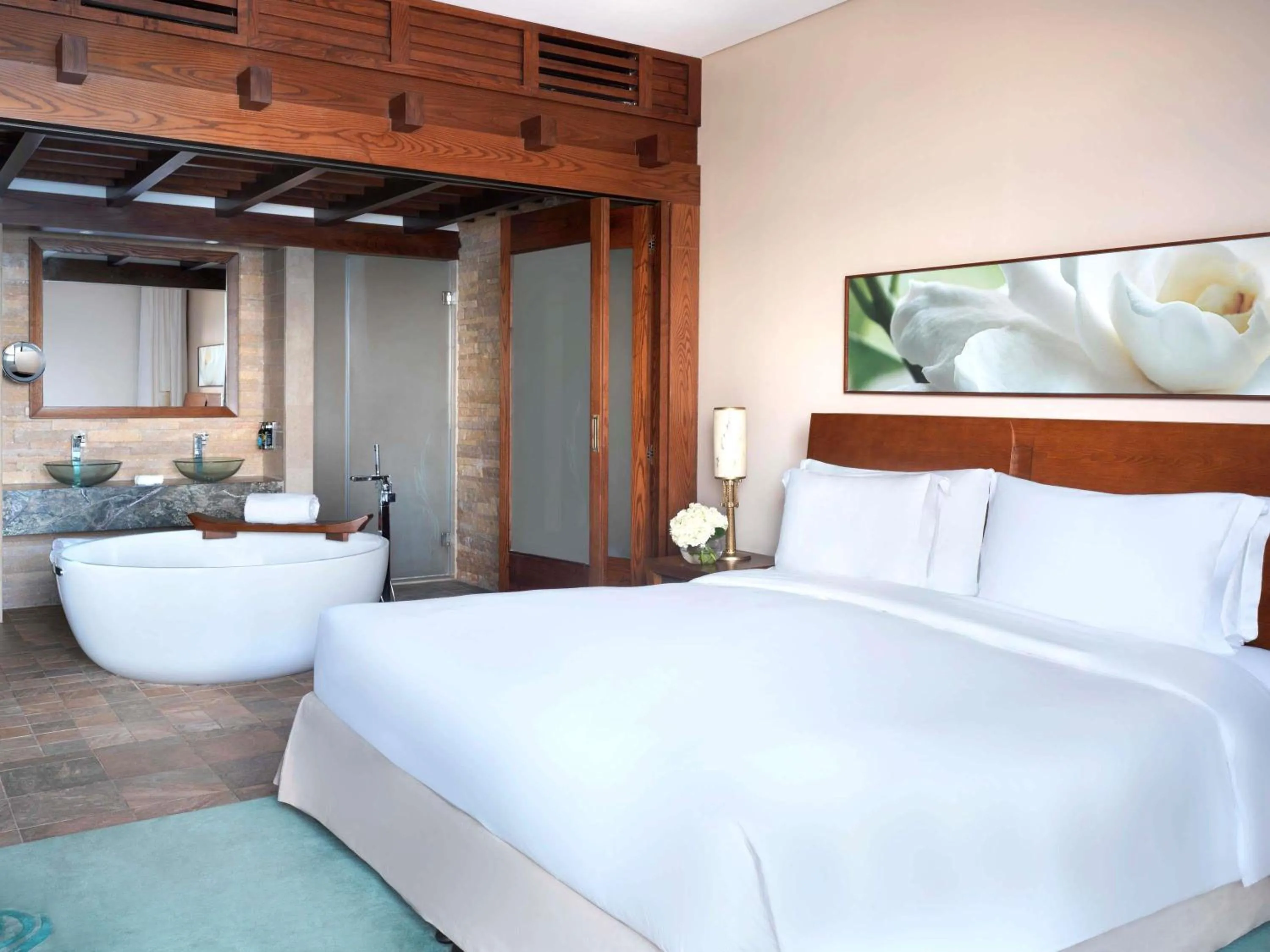 Bedroom, Bed in Sofitel Dubai The Palm Resort & Spa