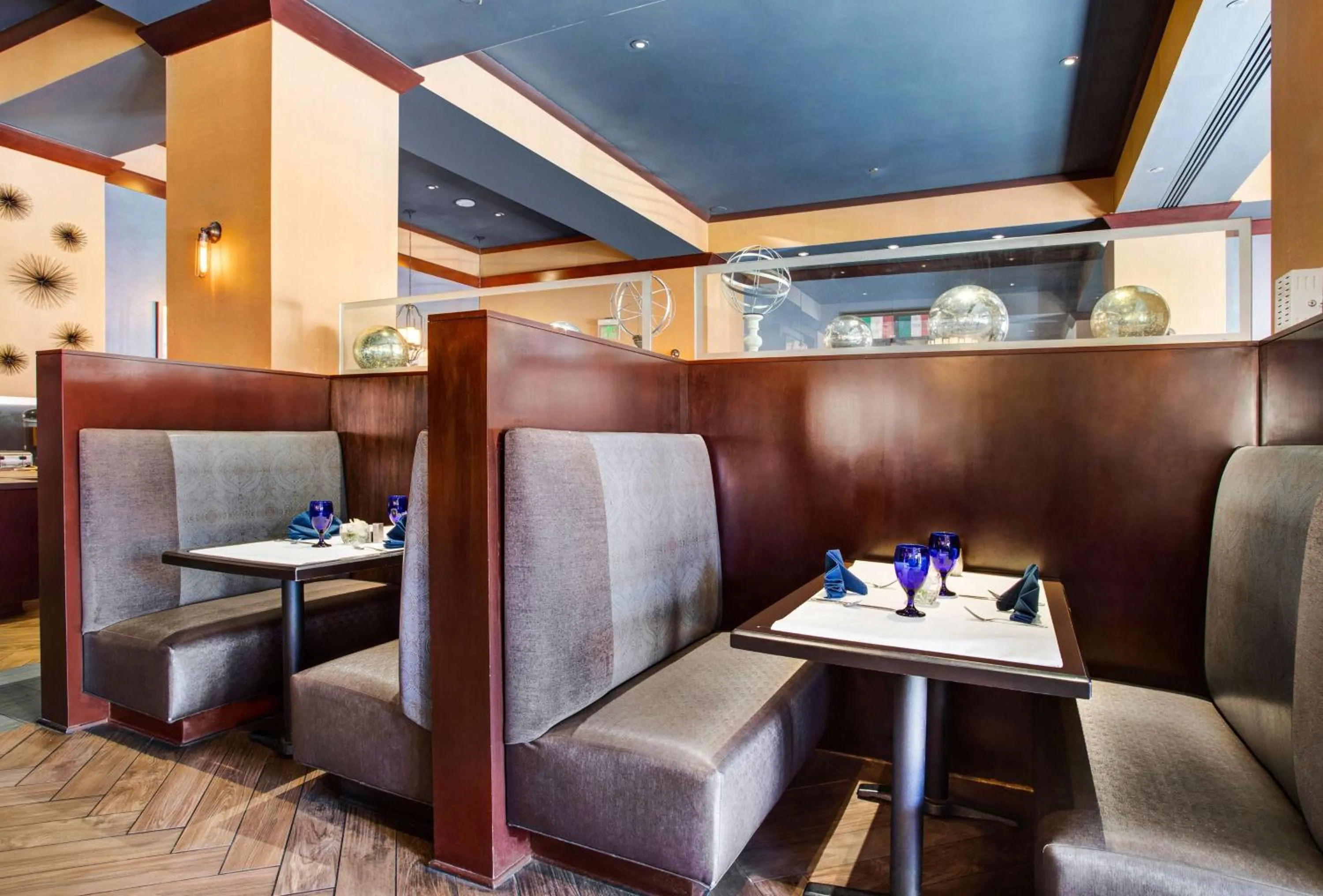 Restaurant/places to eat in The Emily Morgan Hotel - A DoubleTree by Hilton