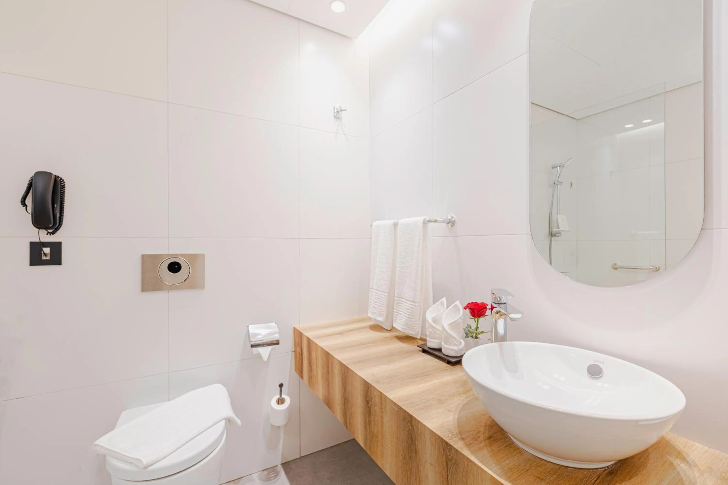 Bathroom in Assaafa Hotel