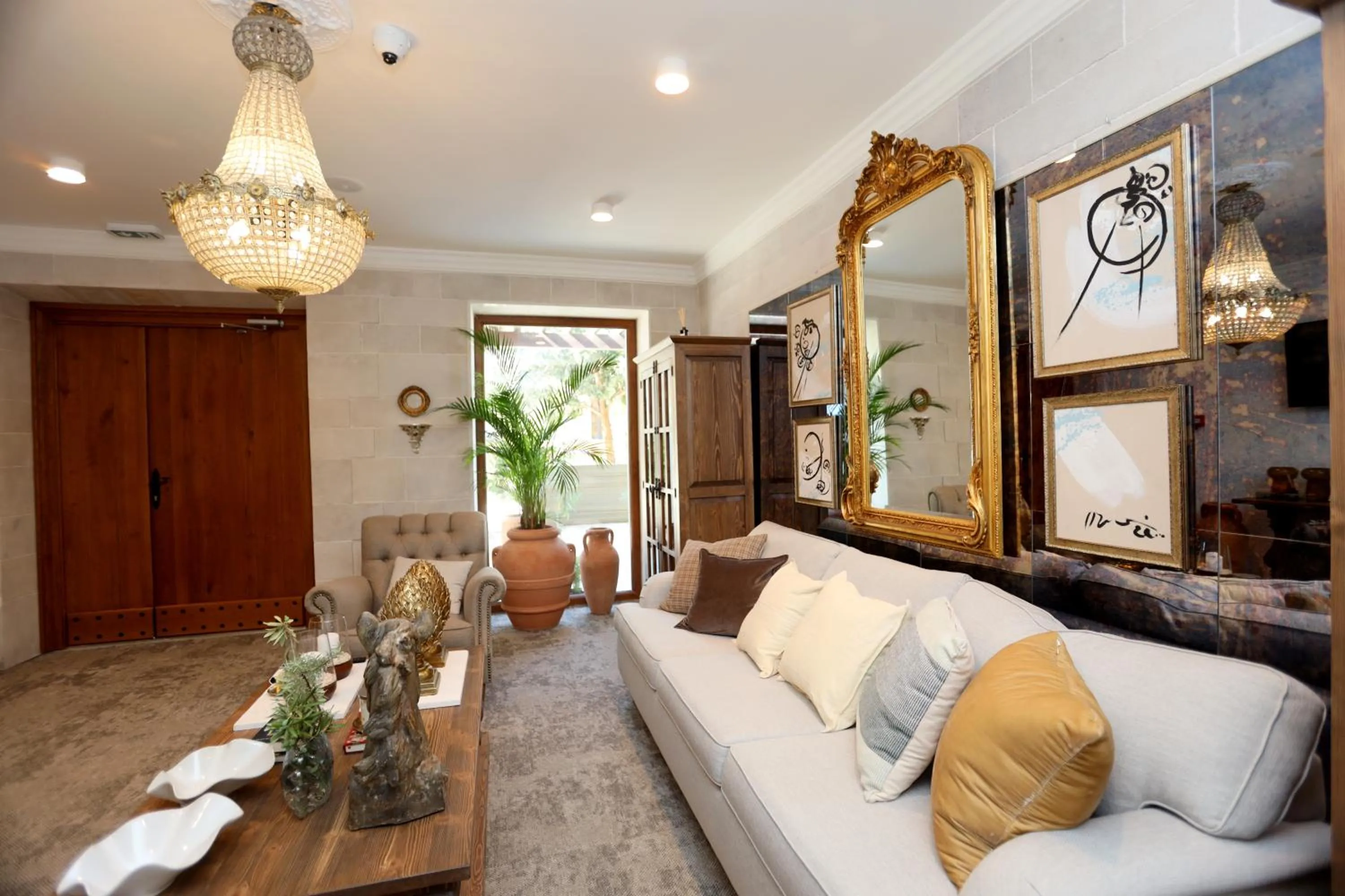 Living room in Integra Hotel