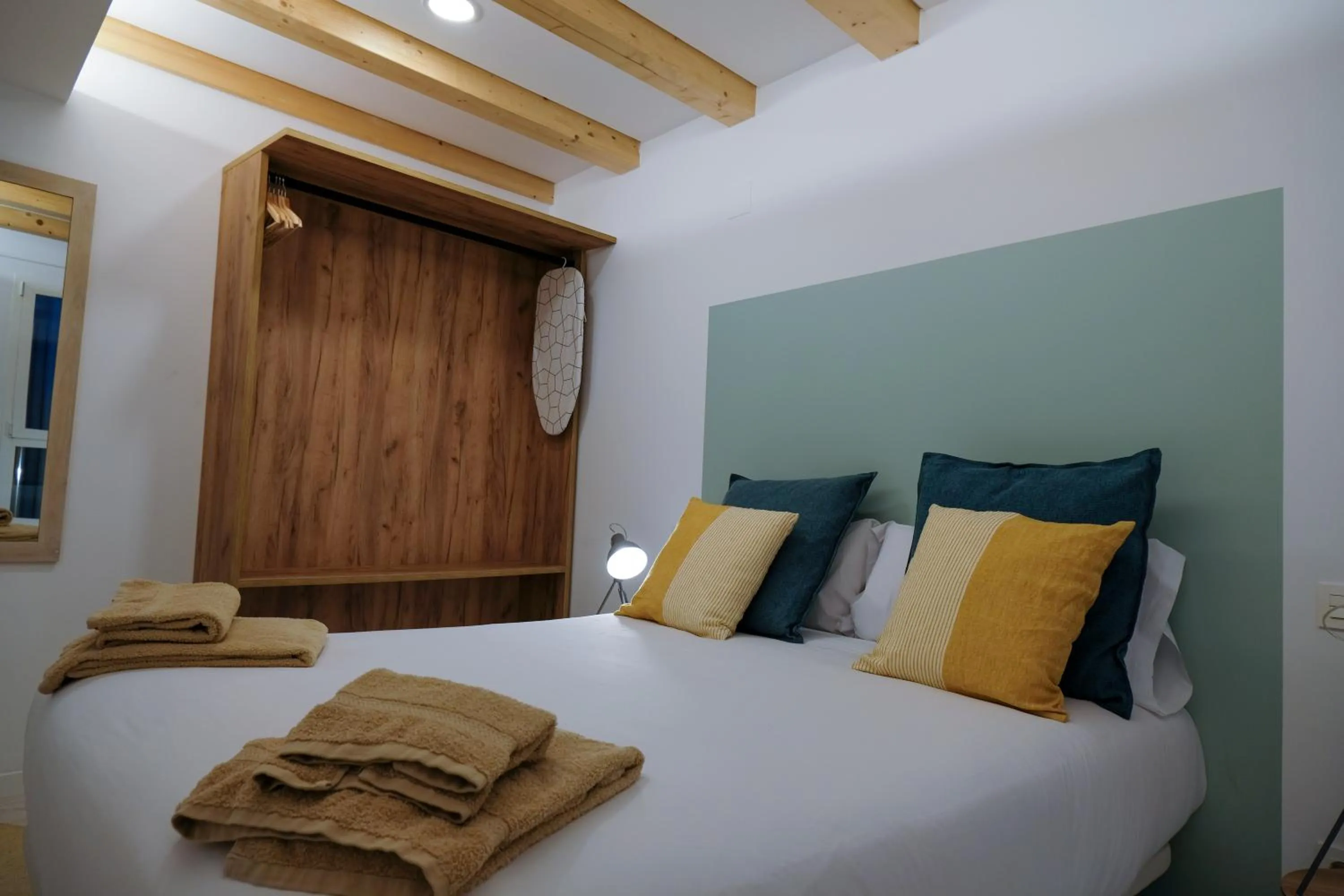 Bed in Silken Casa Platerias Siglo XV