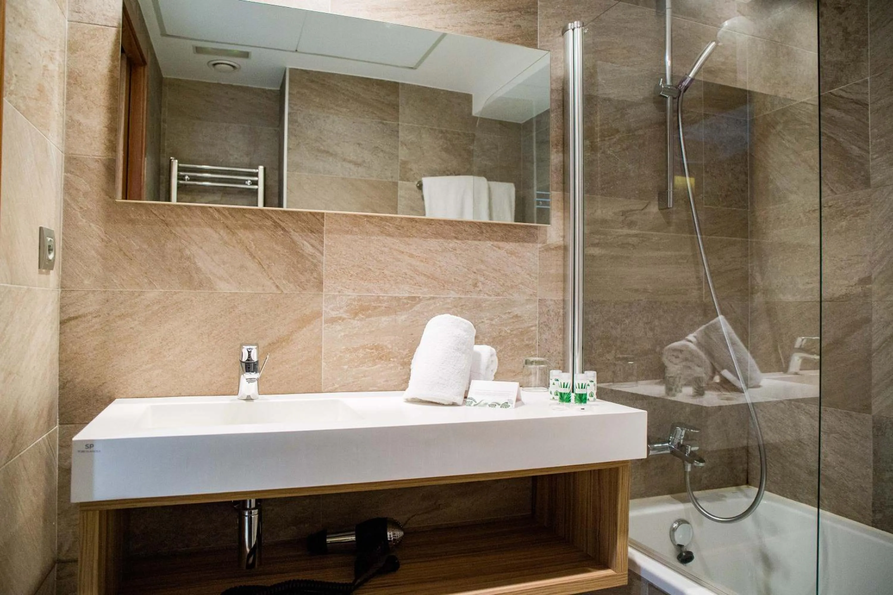 Bathroom in Hotel Gelmírez