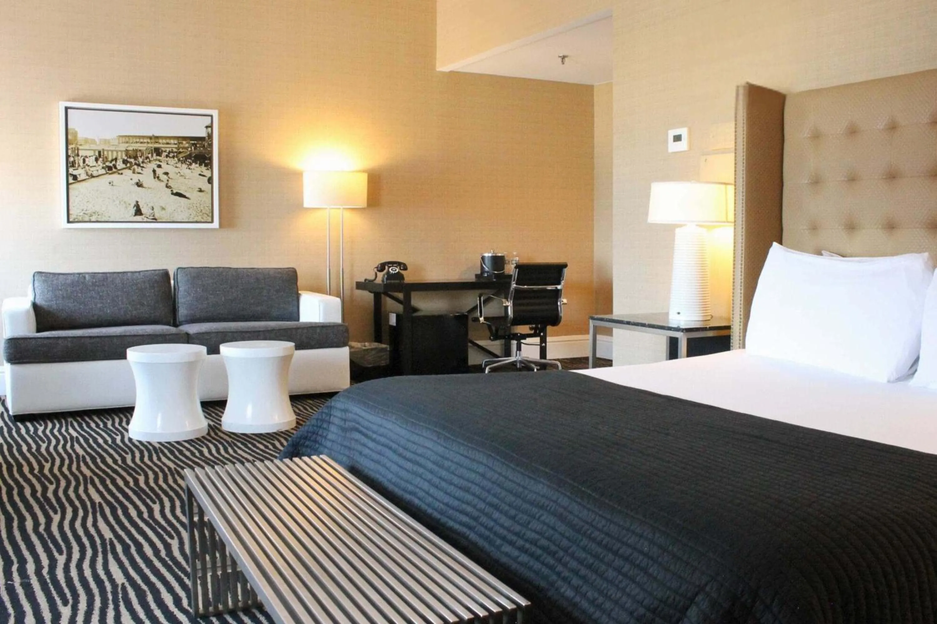 Bed in Berkeley Oceanfront Hotel