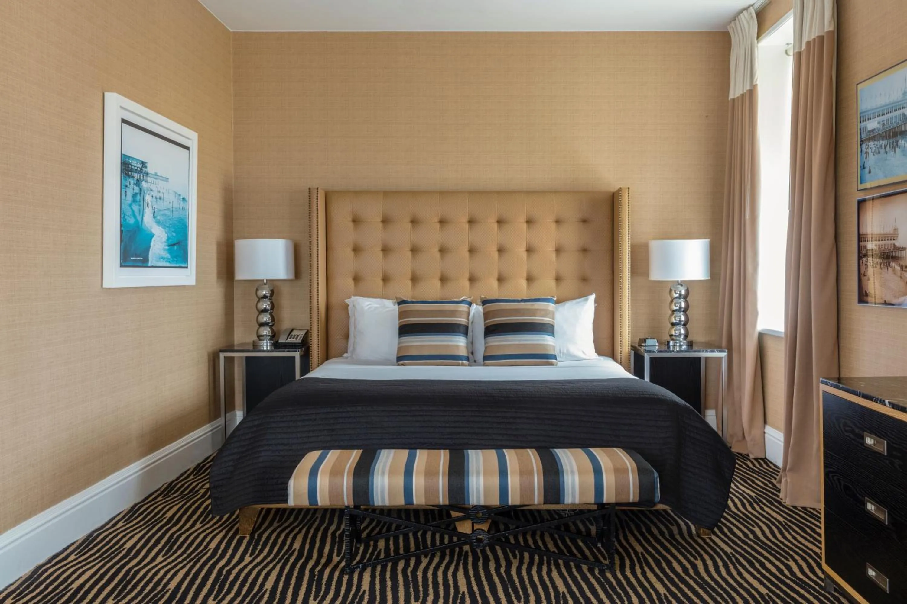 Bed in Berkeley Oceanfront Hotel