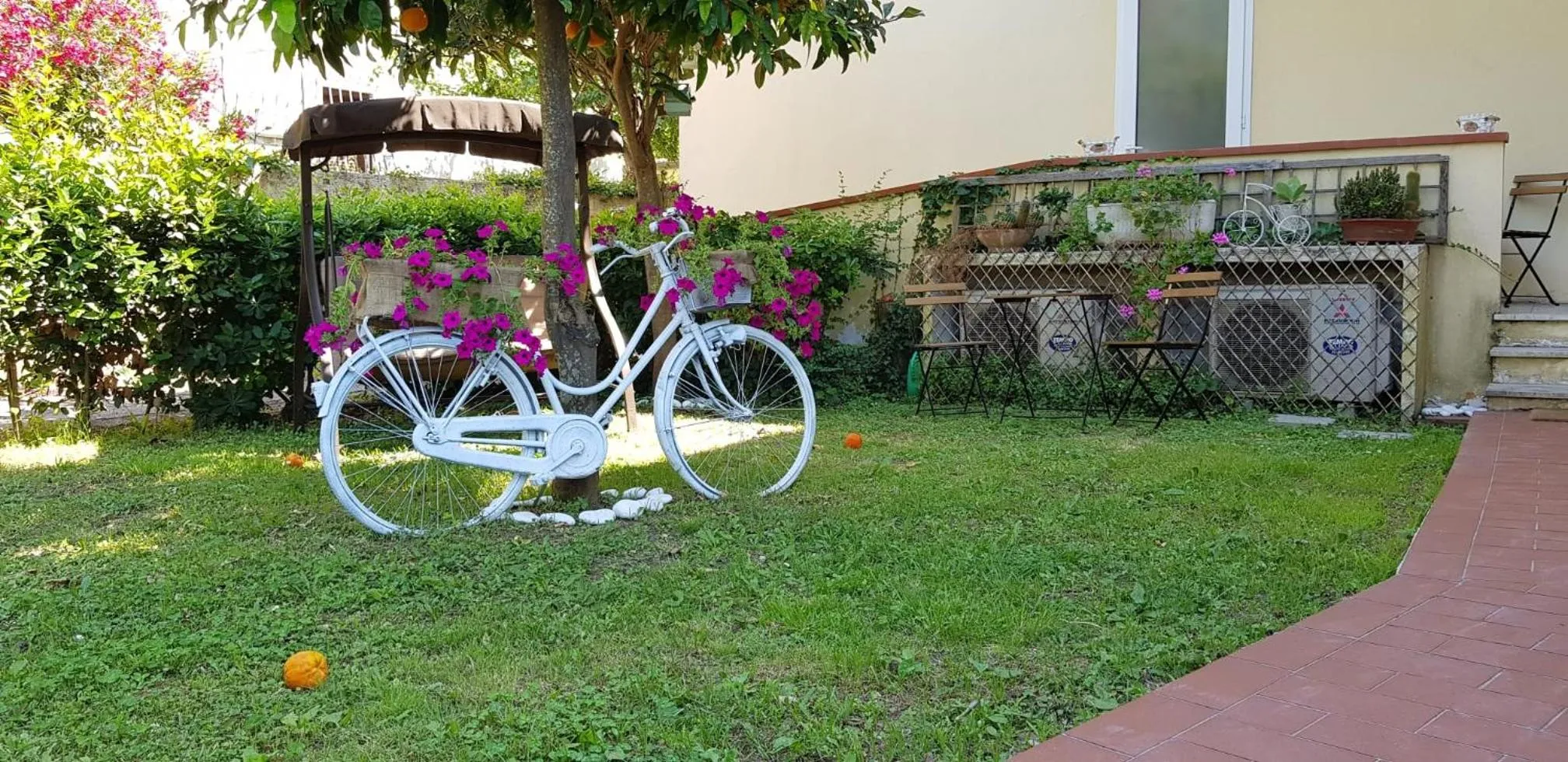 Property building in Villa Noemi Bed&Breakfast