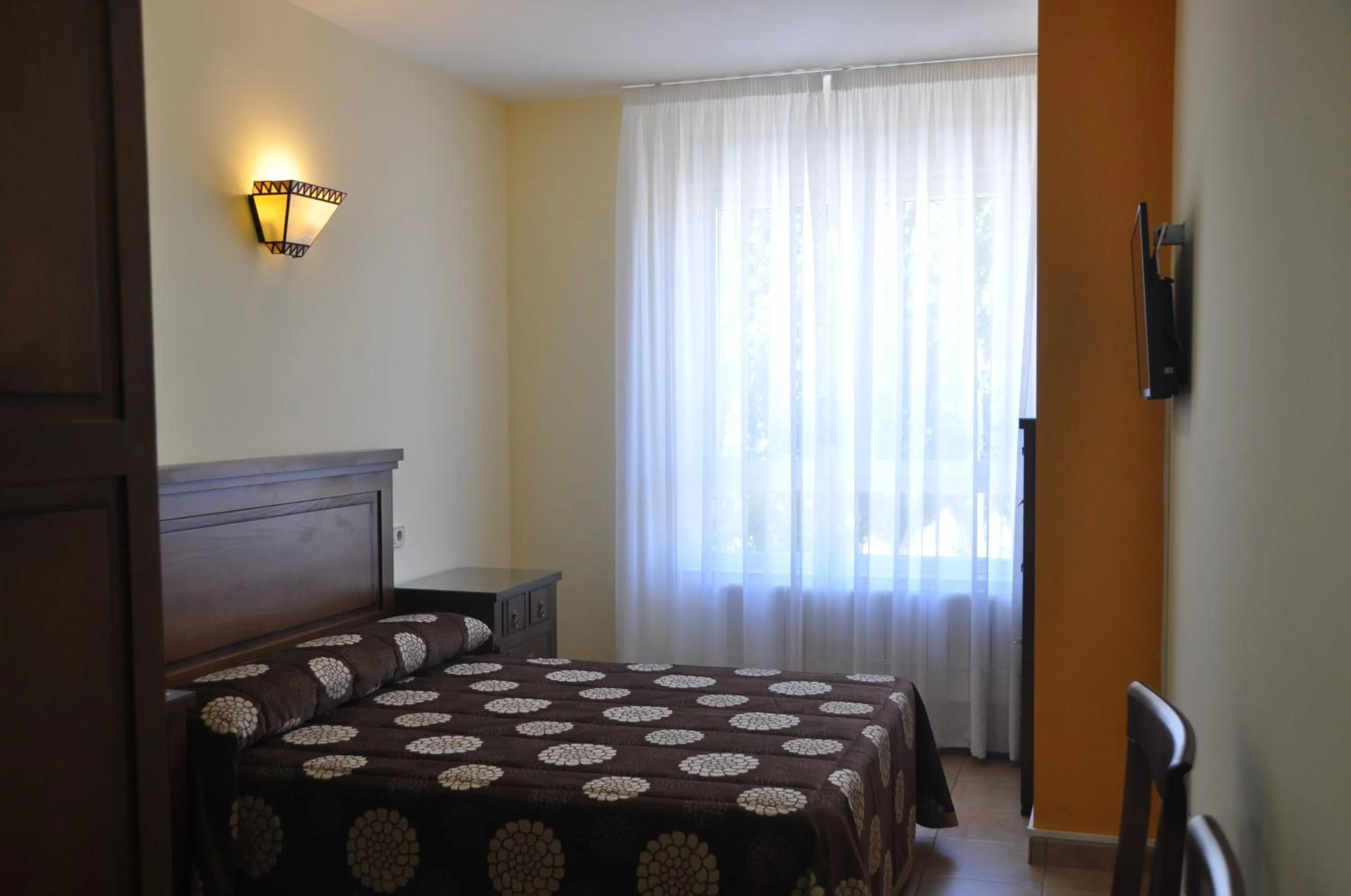 Decorative detail, Bed in Hotel de Alba