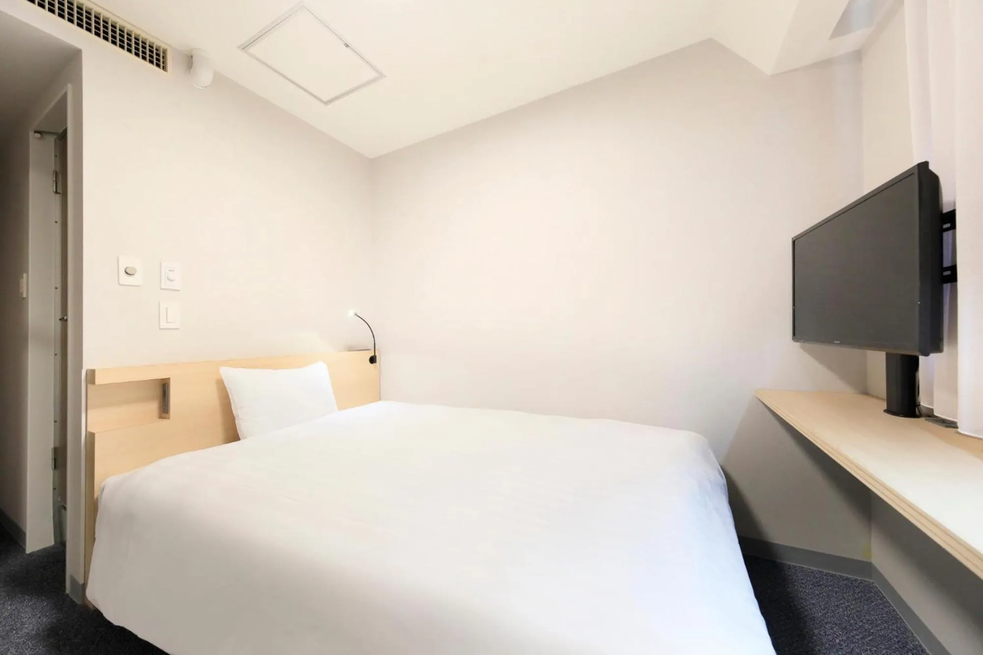 Photo of the whole room, Bed in Marroad inn omiya