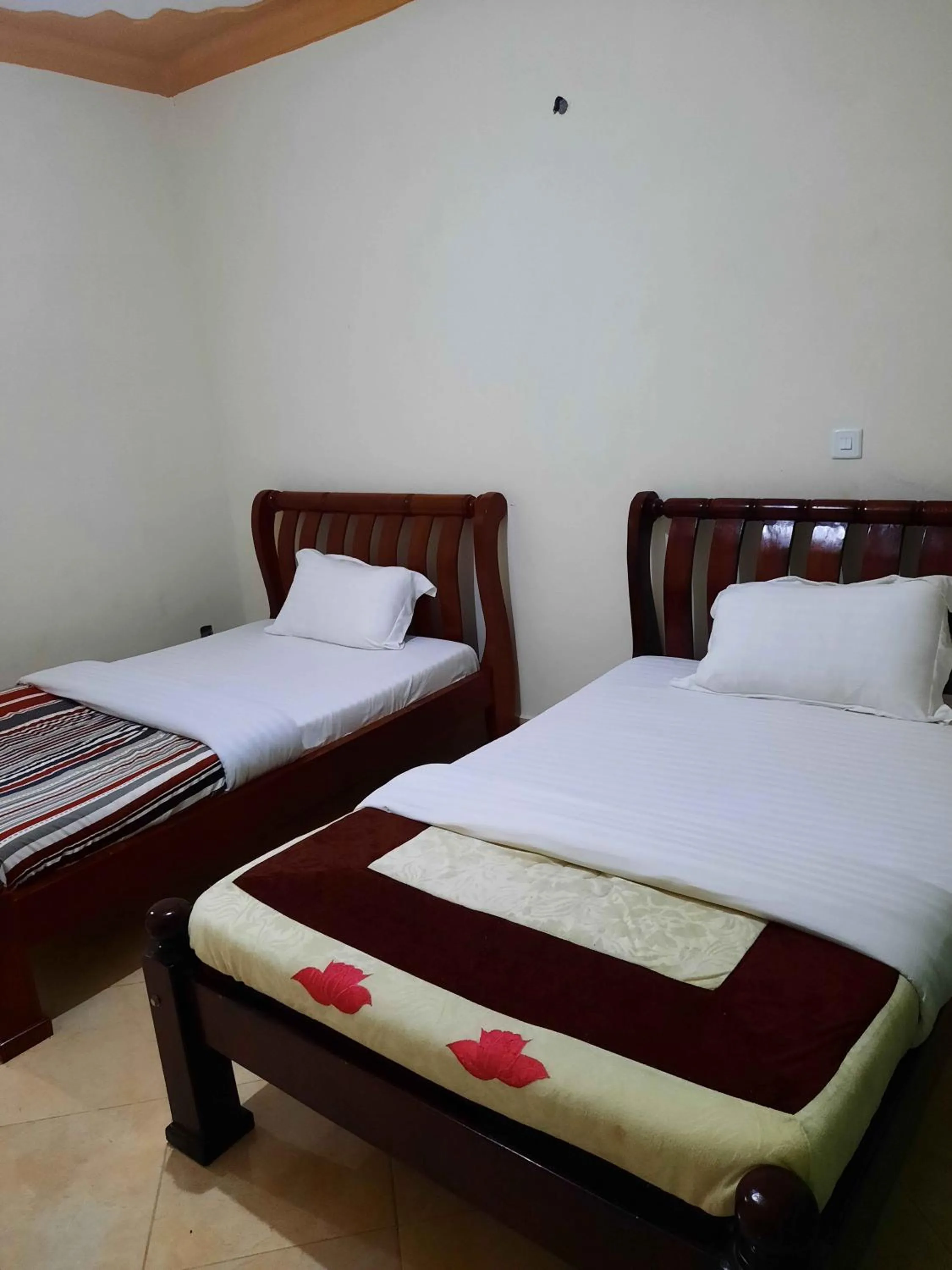 Bed in Airport Side Hotel Entebbe