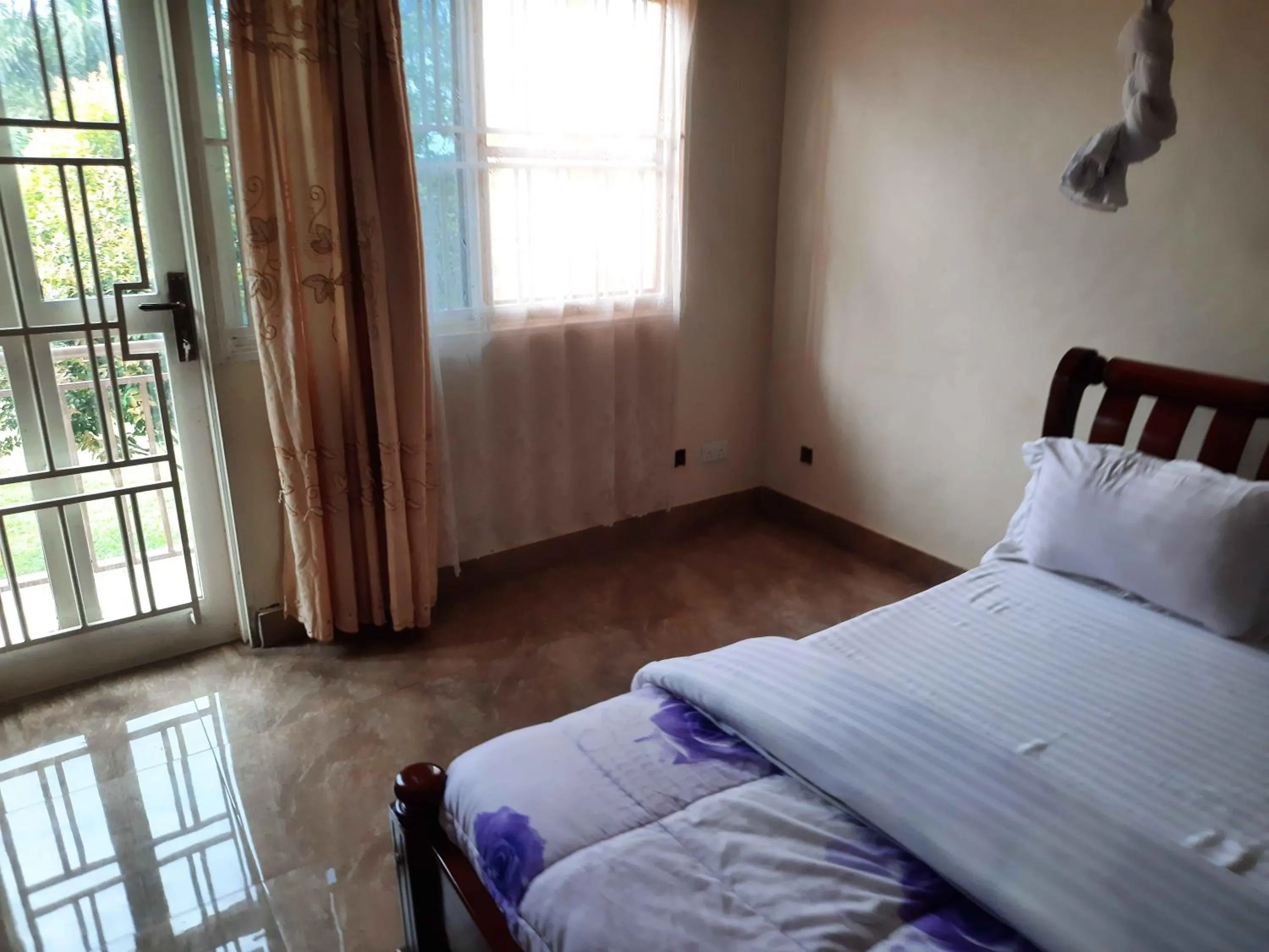 Bed in Airport Side Hotel Entebbe