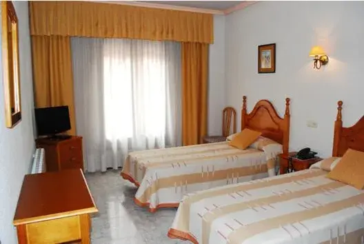 Twin Room in Hostal Universal Twin Room in Hostal Universal