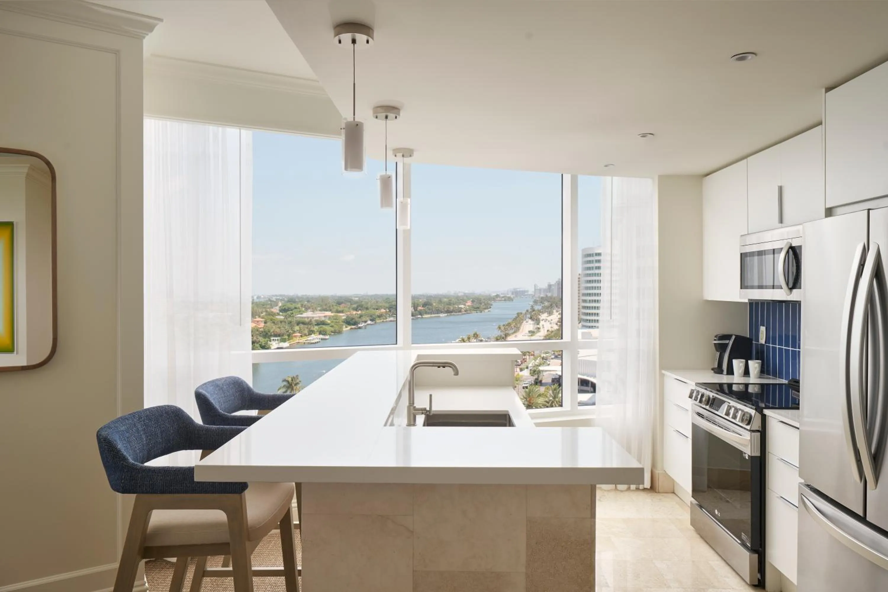 Kitchen or kitchenette in Fontainebleau Miami Beach