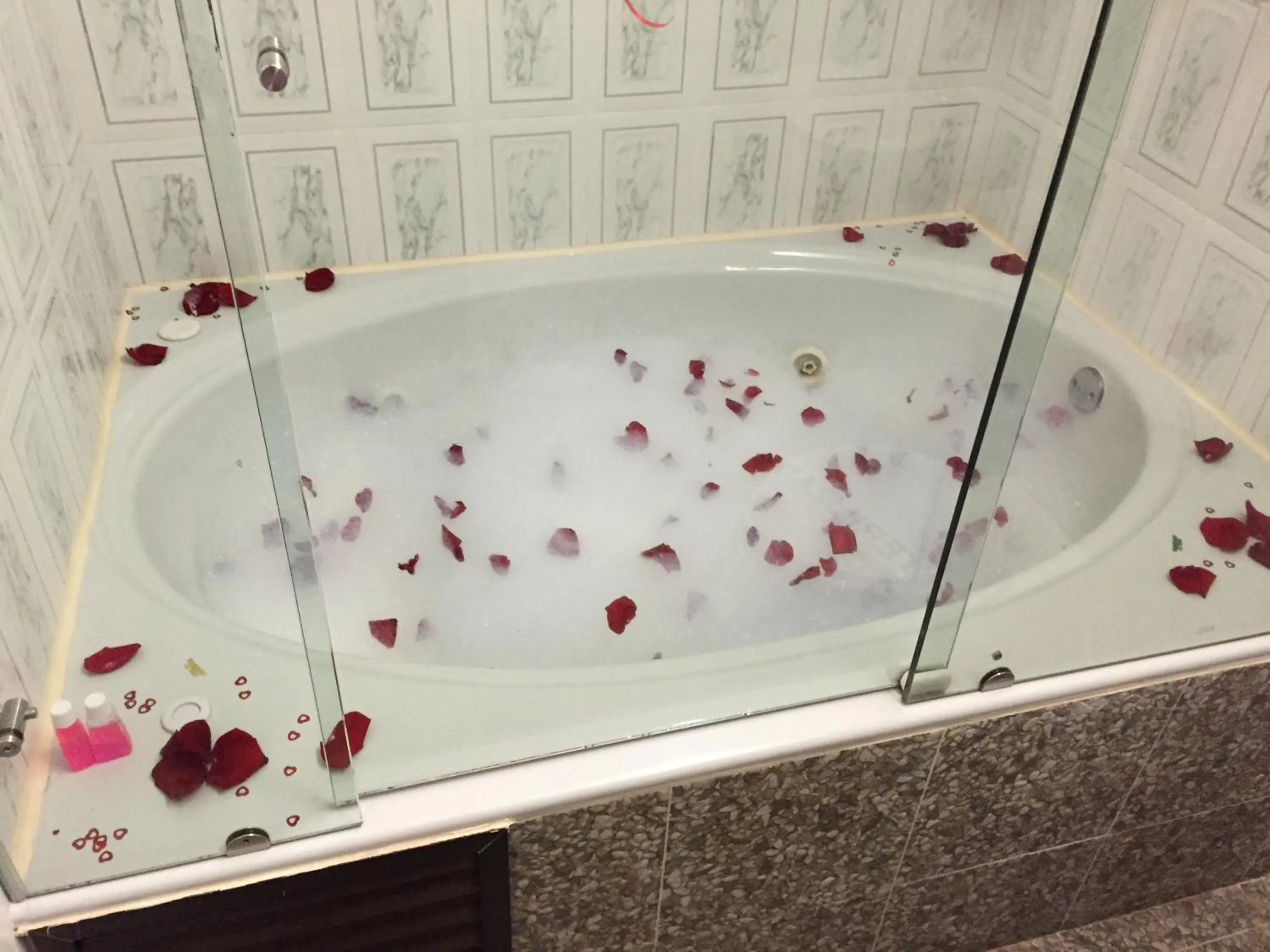 Bathroom in Torettos