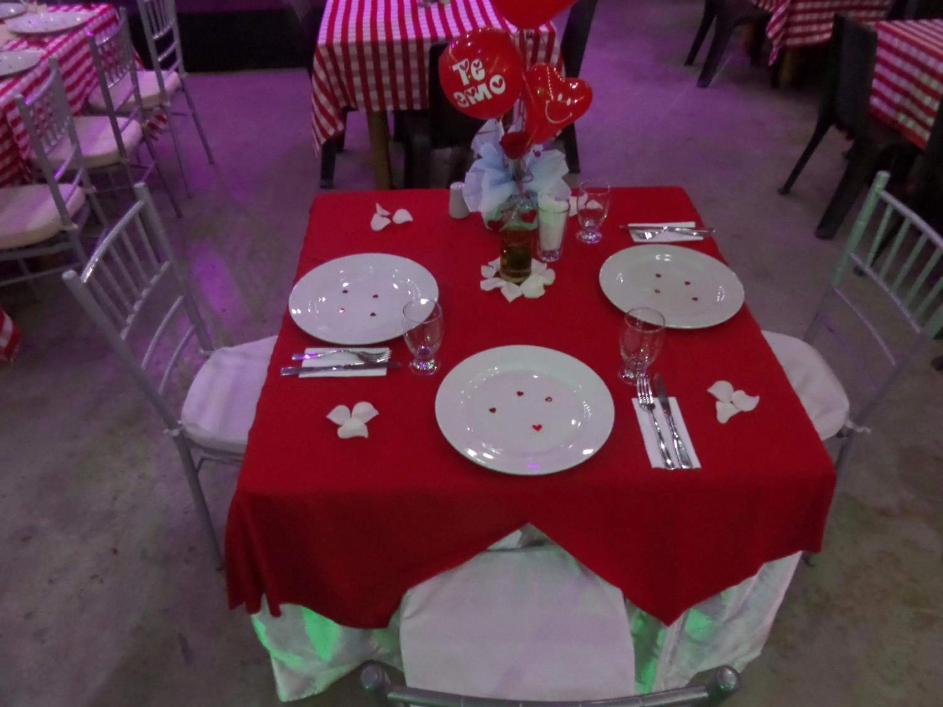 Restaurant/places to eat in Torettos