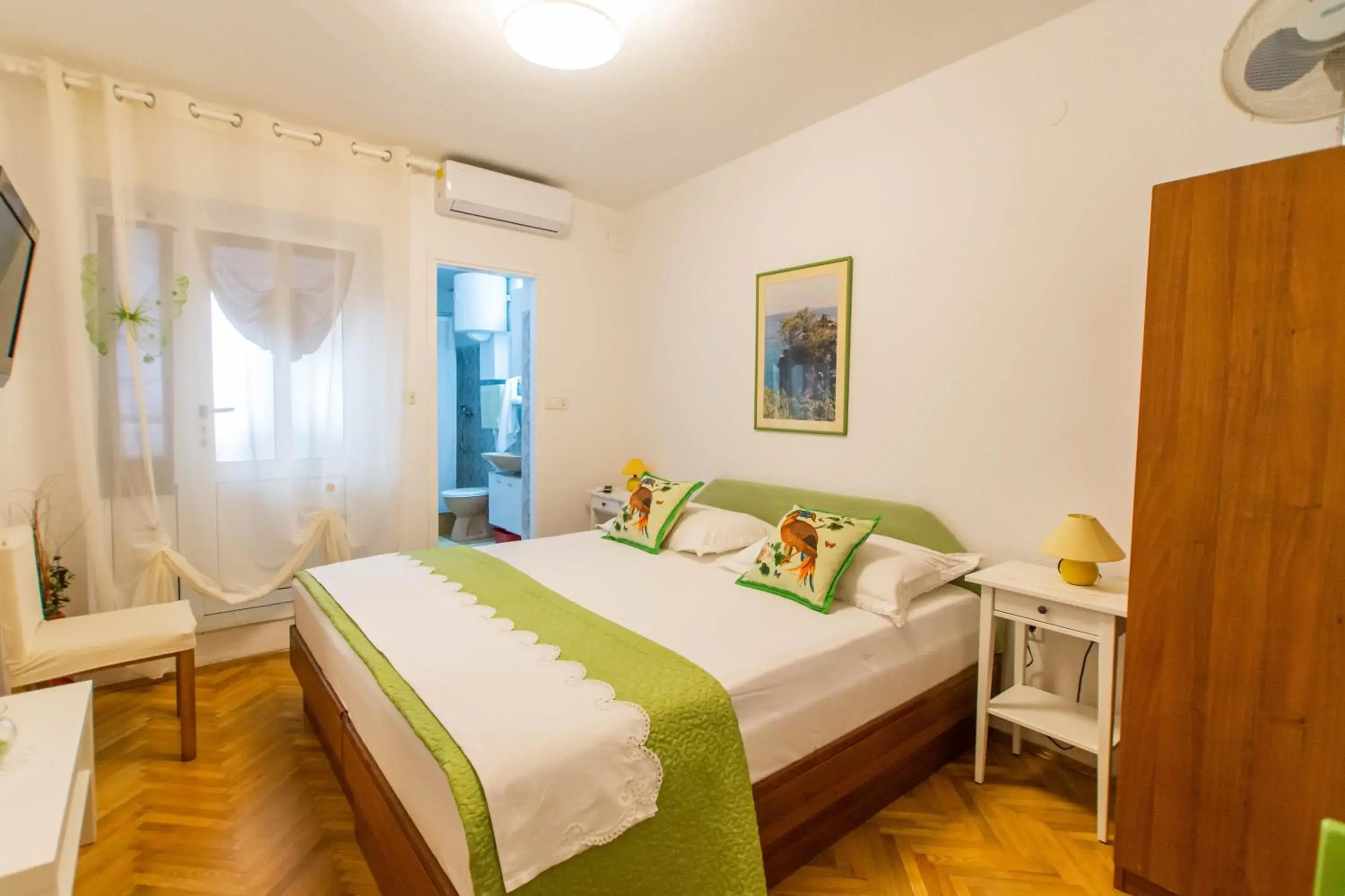One-Bedroom Apartment with Terrace in Villa Volga One-Bedroom Apartment with Terrace in Villa Volga