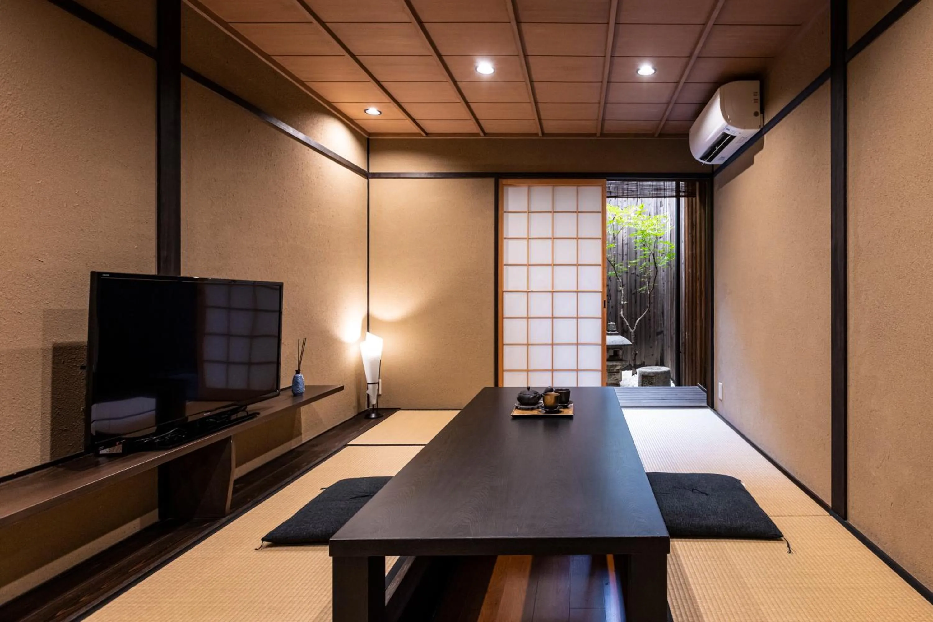 Photo of the whole room in Rinn Premium Machiya Koki