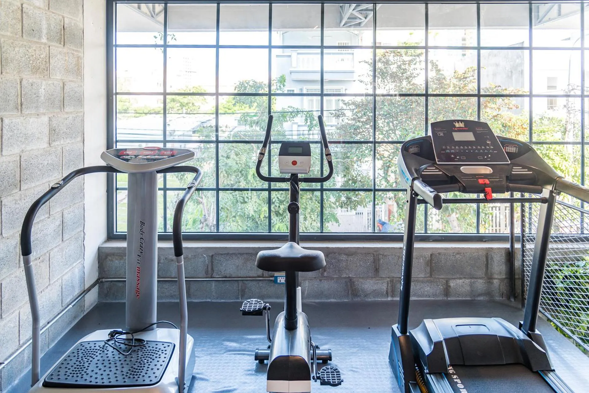 Fitness centre/facilities in Bridges Danang Boutique Hotel