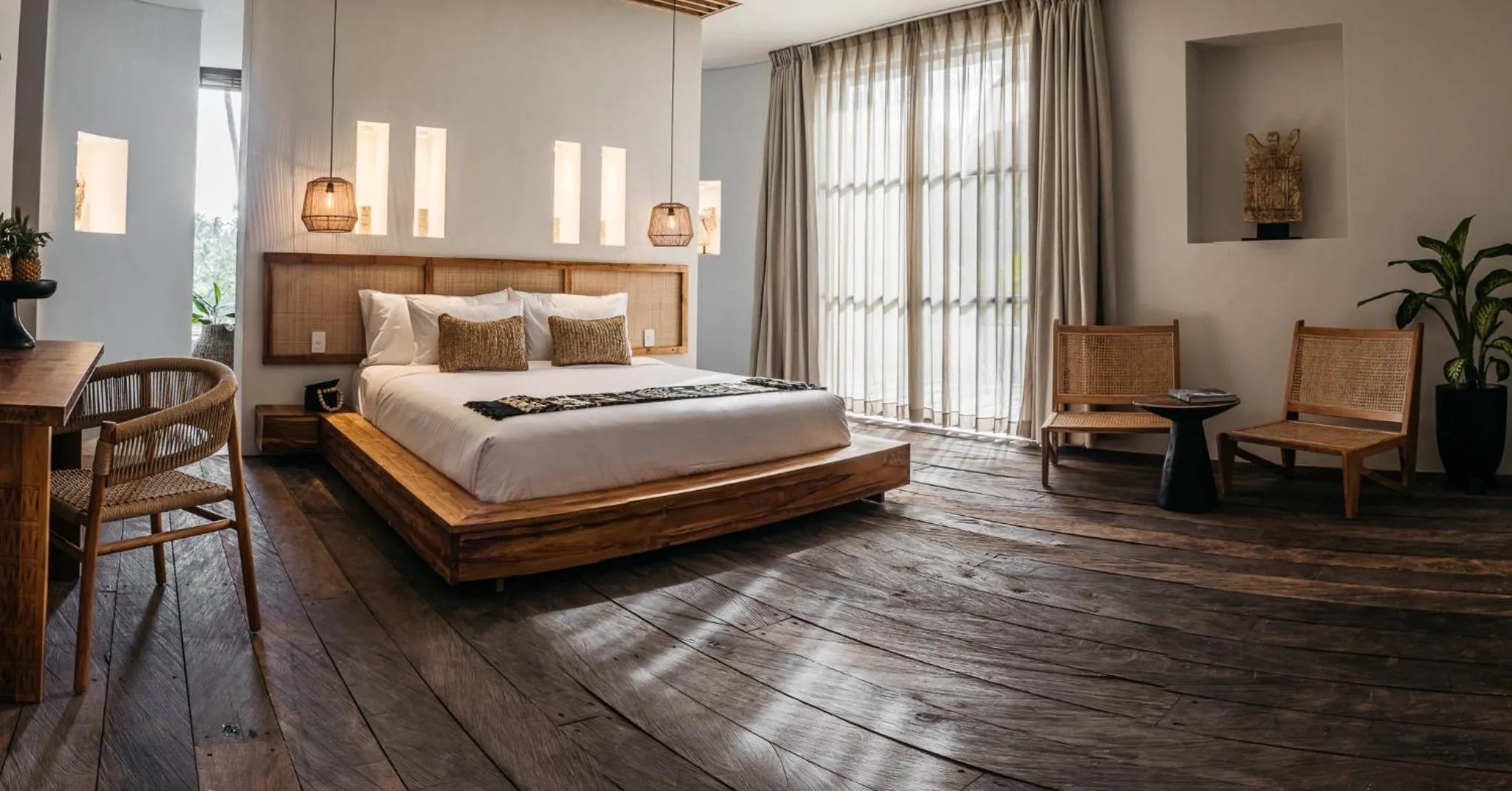 Bed in Alamayah Boutique Retreat Hotel