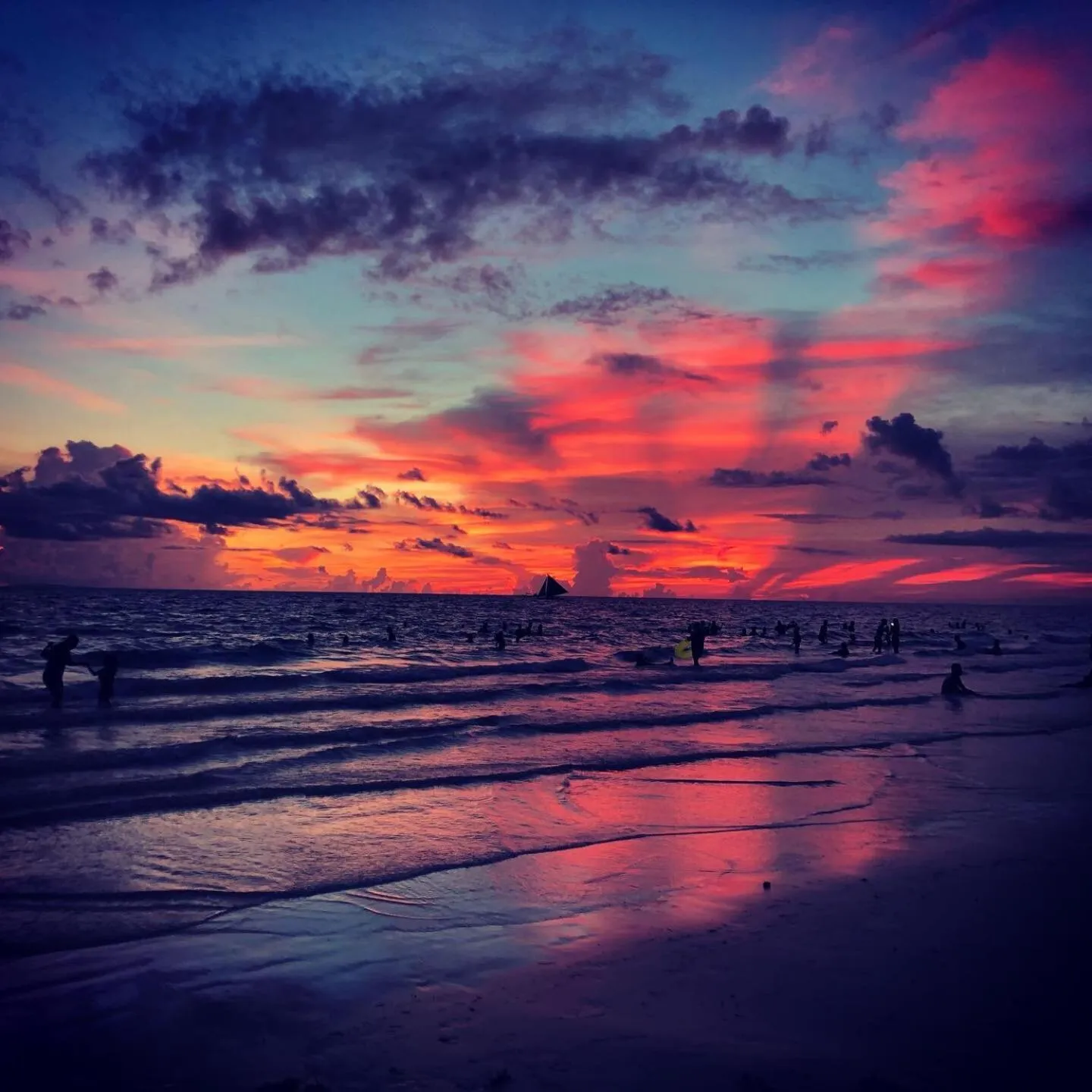 Property building in Kaiyana Boracay Beach Resort