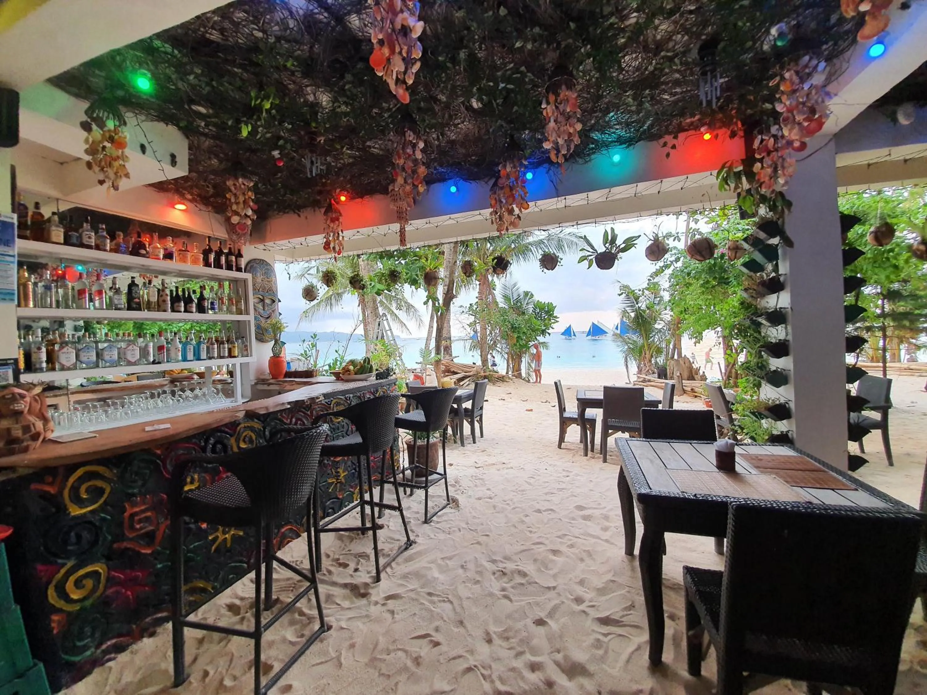 Property building in Kaiyana Boracay Beach Resort