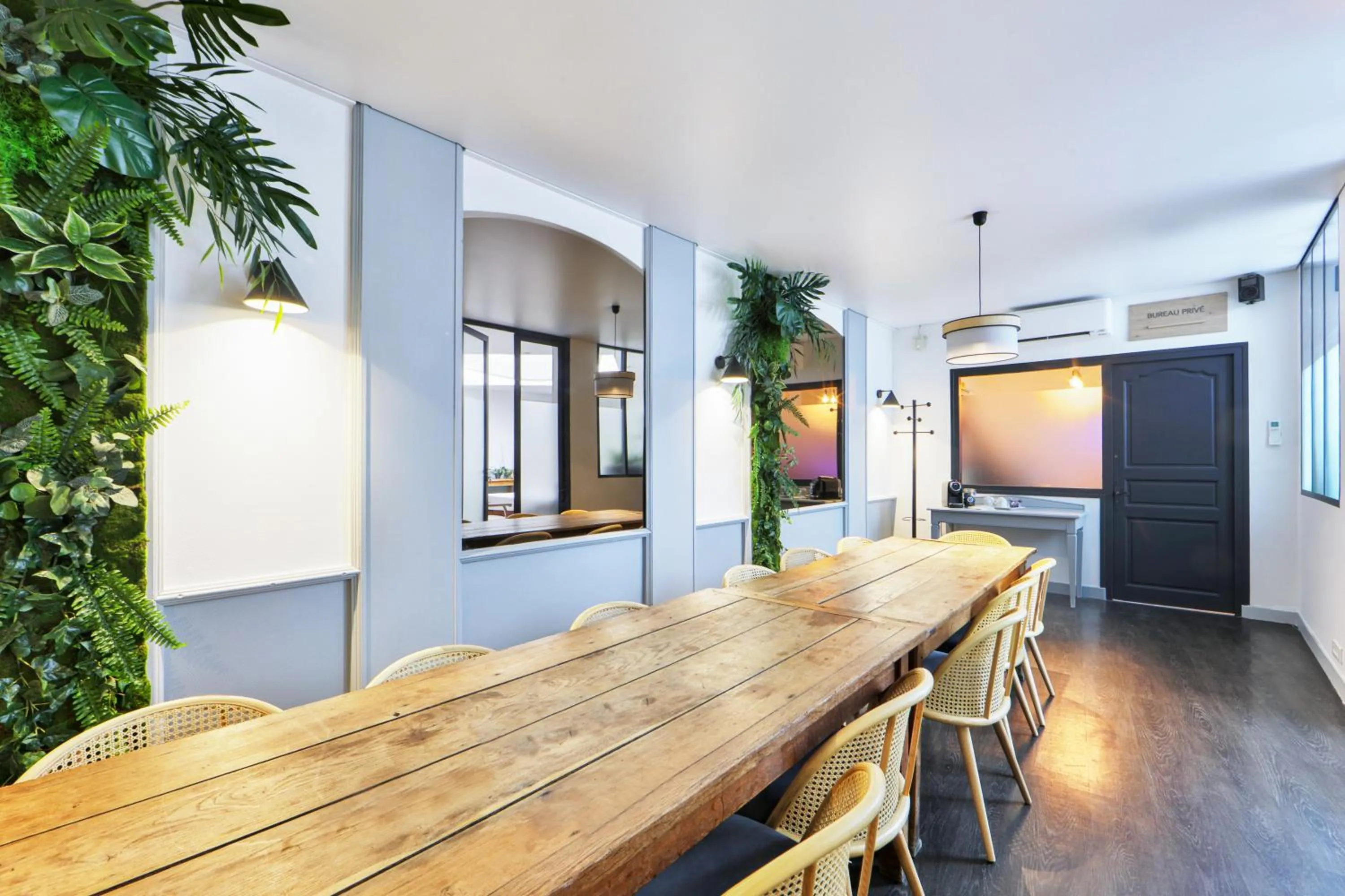 Property building in Logis Hôtel & Restaurant du Sauvage