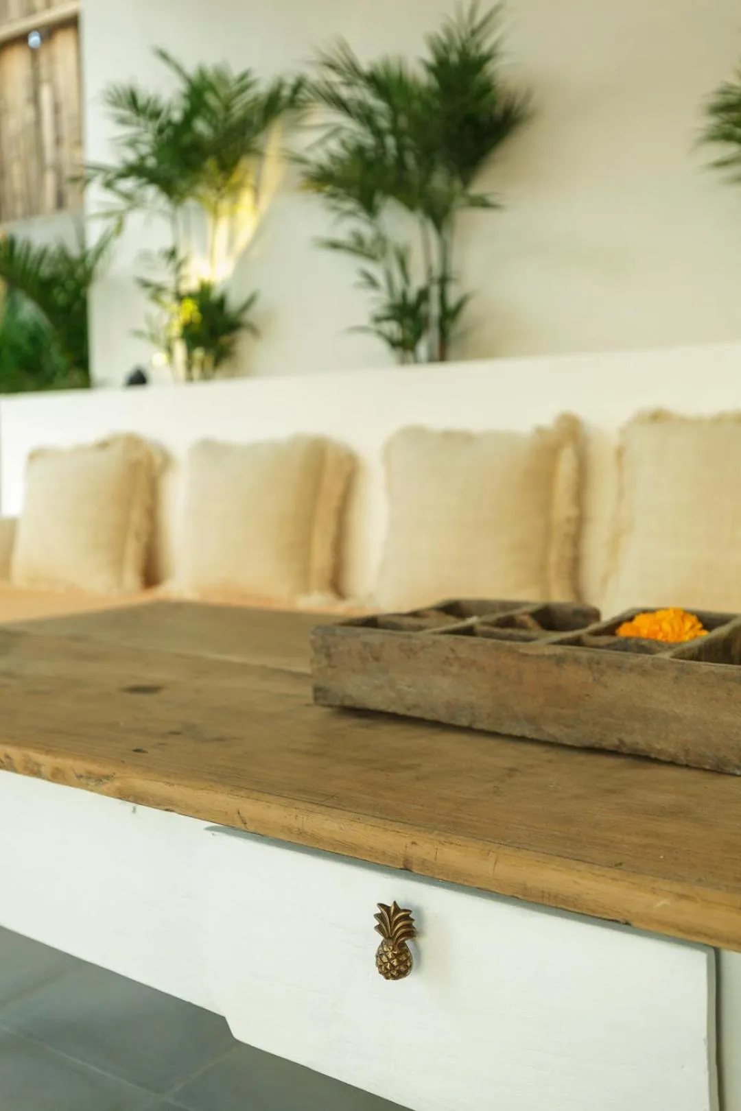 Lounge or bar in The Bingin Beach Villas' Bungalow Resort