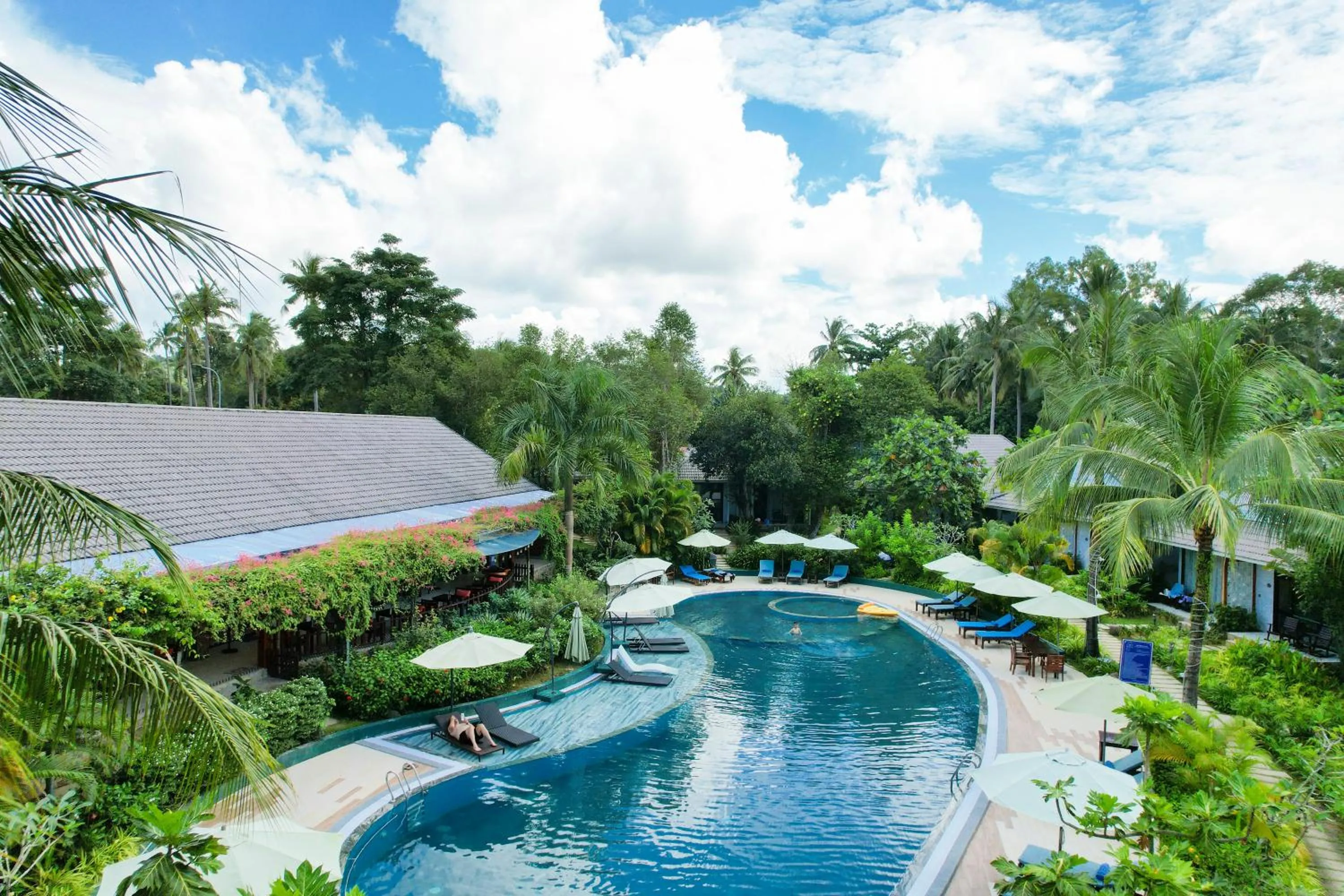 Swimming pool in Kingo Retreat Resort