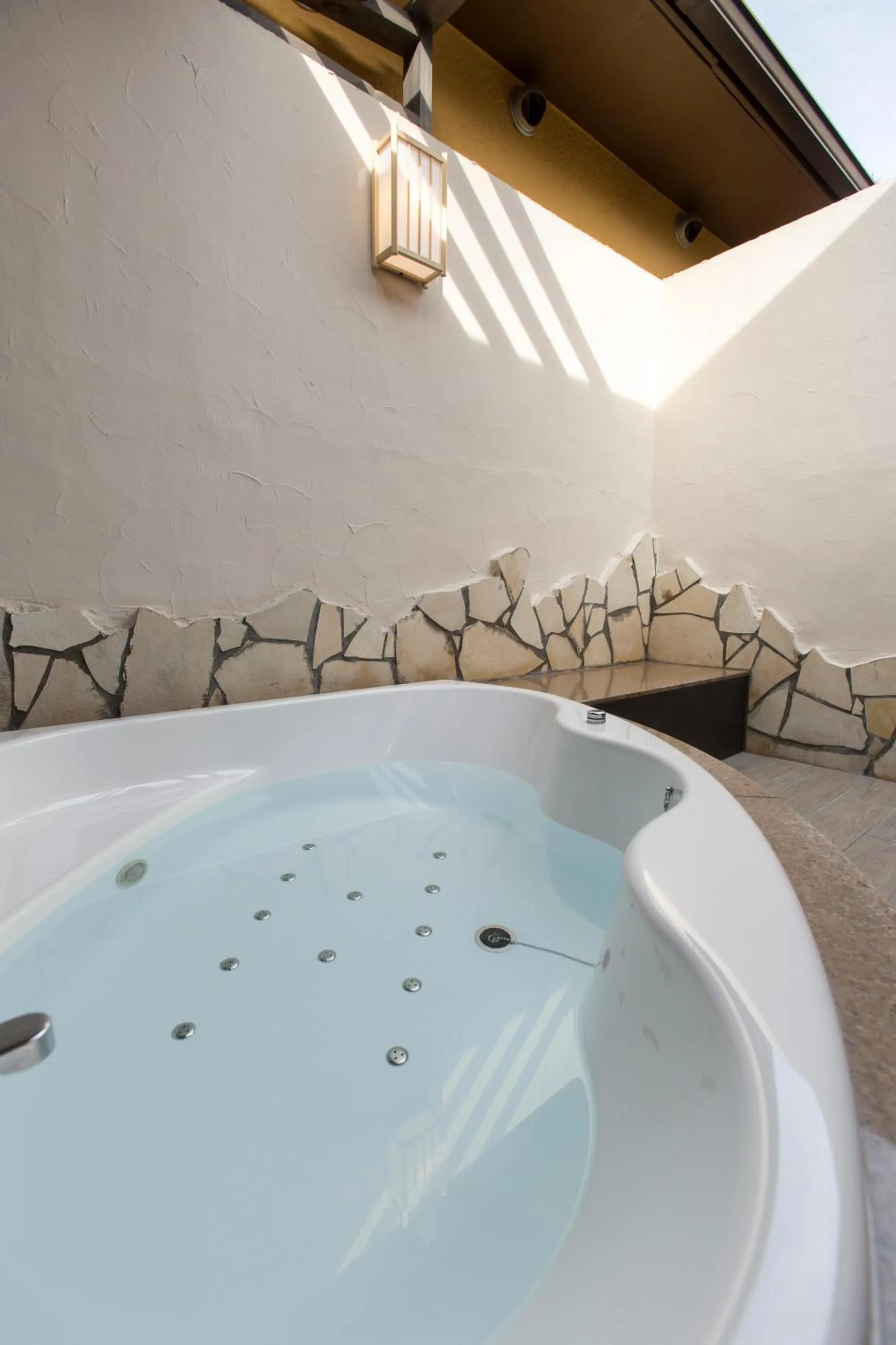 Open Air Bath in Tsuki no Yado Kaguya