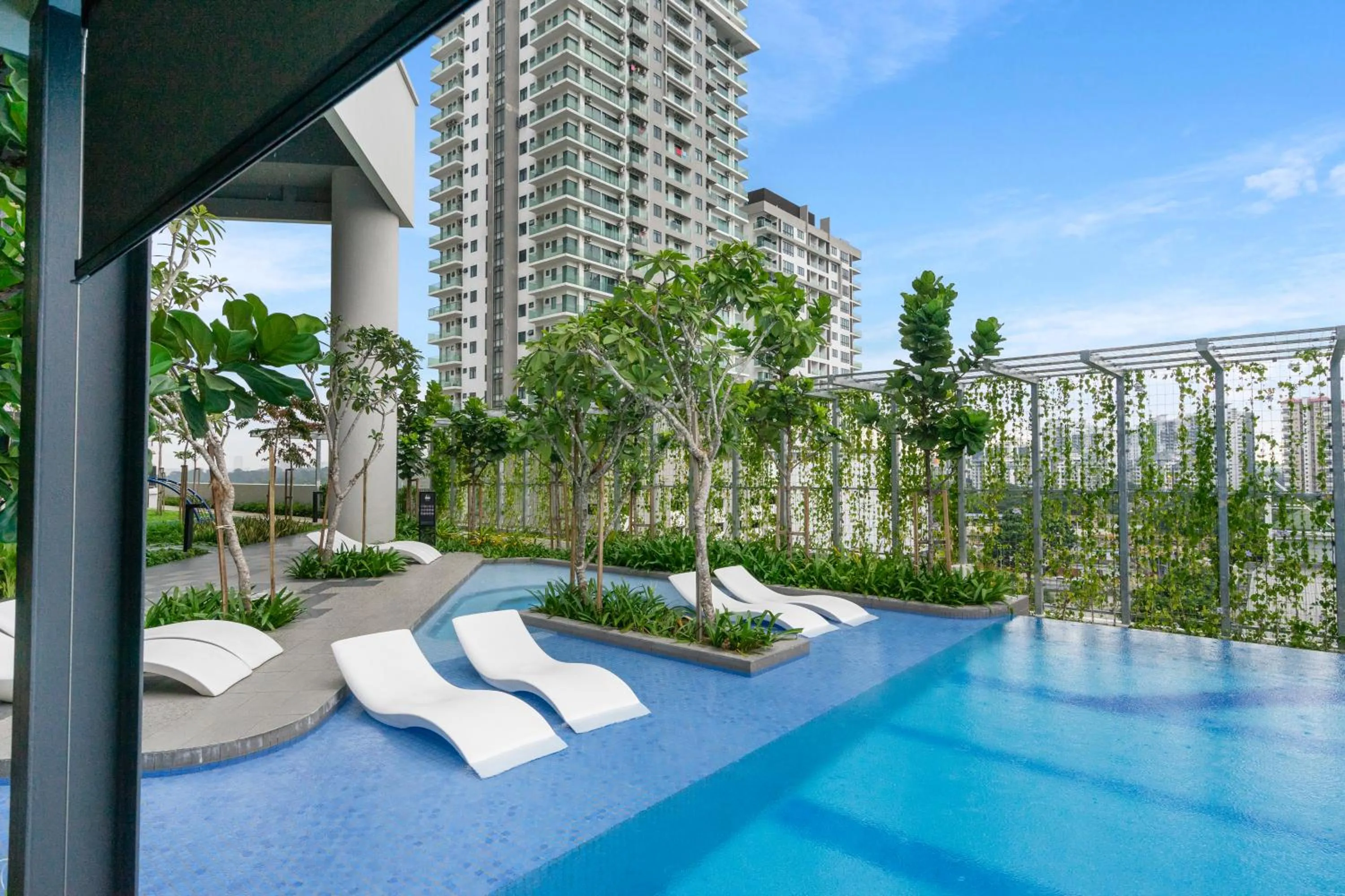 Swimming pool in HighPark Suites in Petaling Jaya, Kelana Jaya by Plush