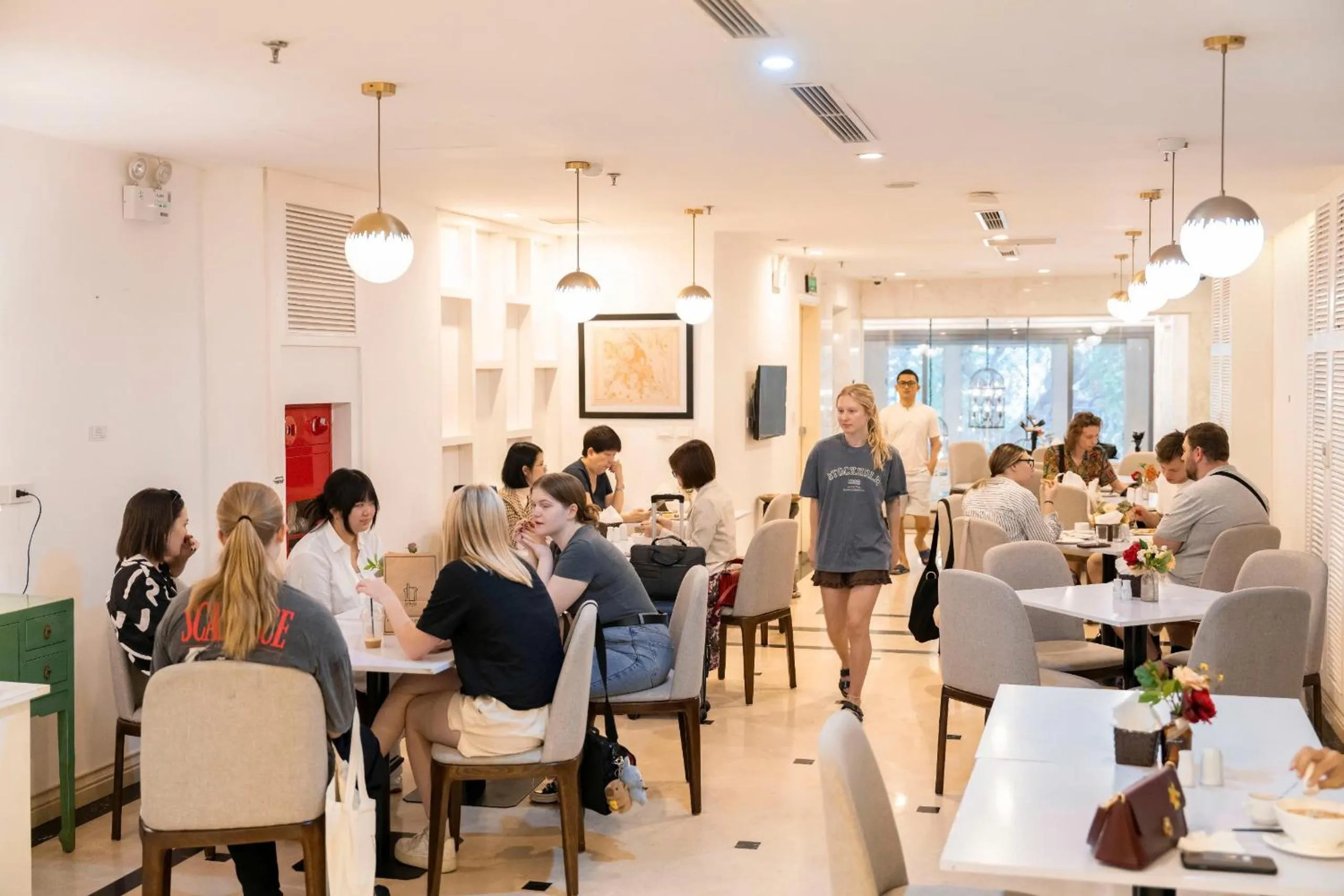 Breakfast in Minasi HanoiOi Lakeside Hotel