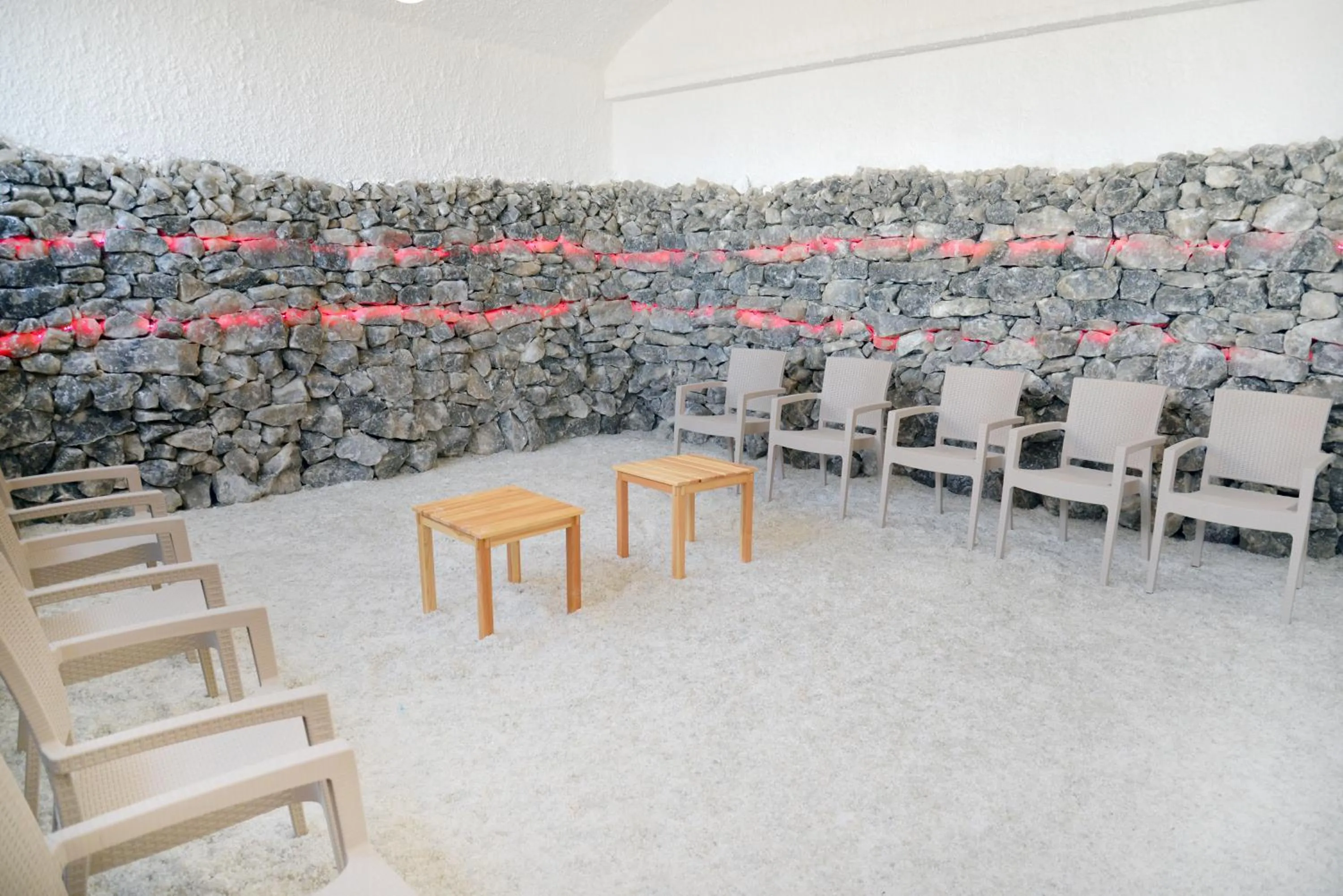 ADEMPİRA TERMAL&SPAHOTEL