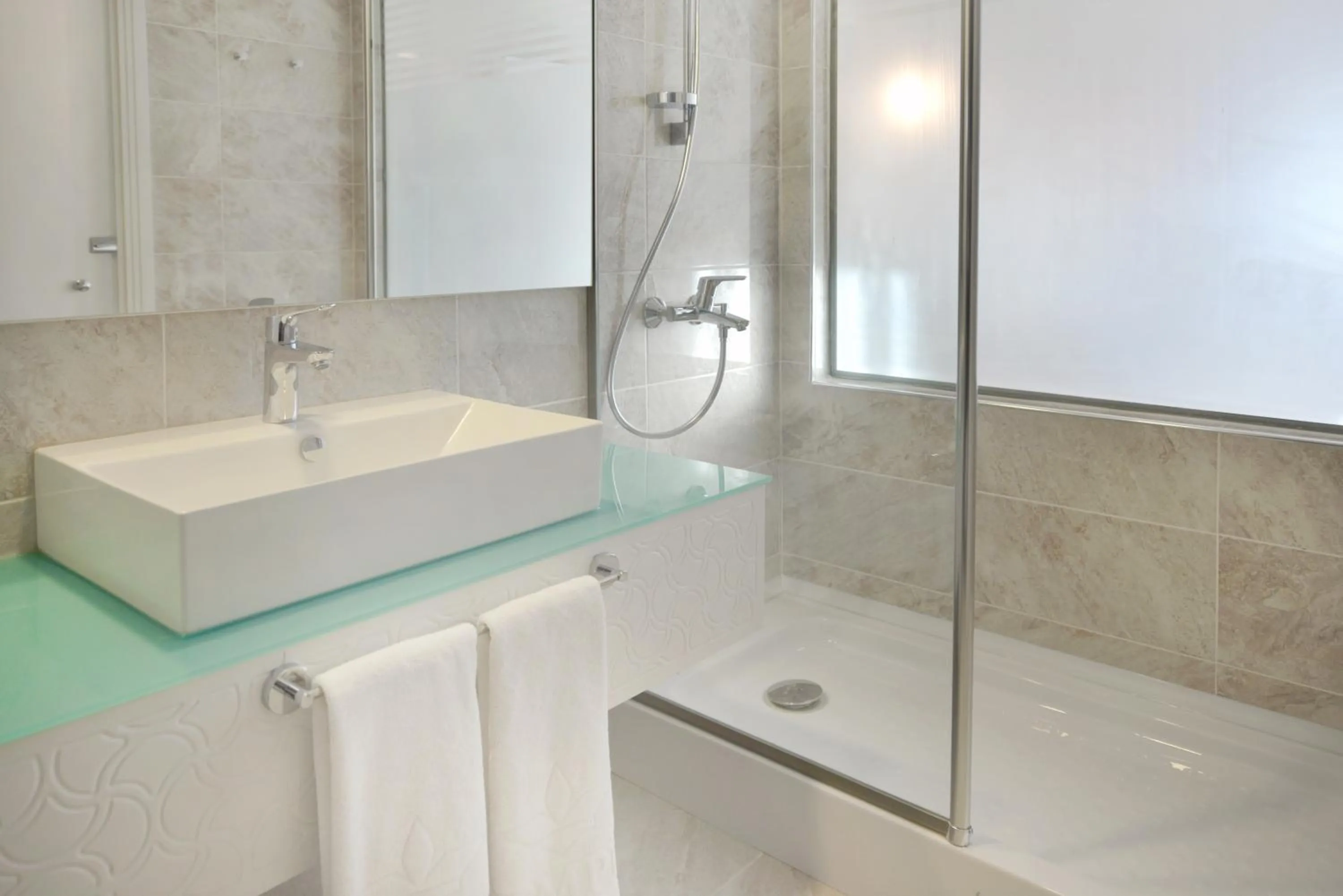 ADEMPİRA TERMAL&SPAHOTEL