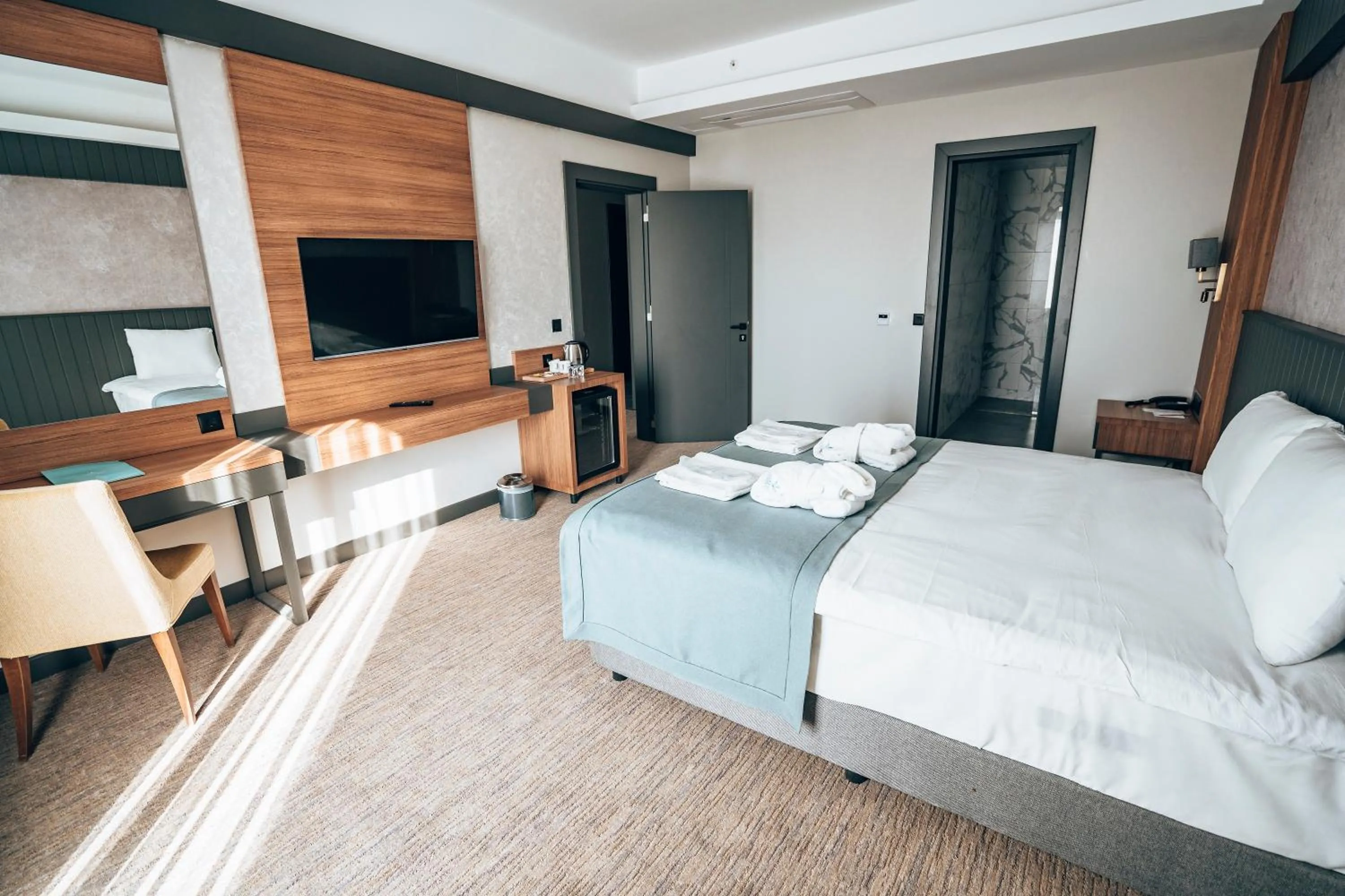 Bed in ADEMPİRA TERMAL&SPAHOTEL