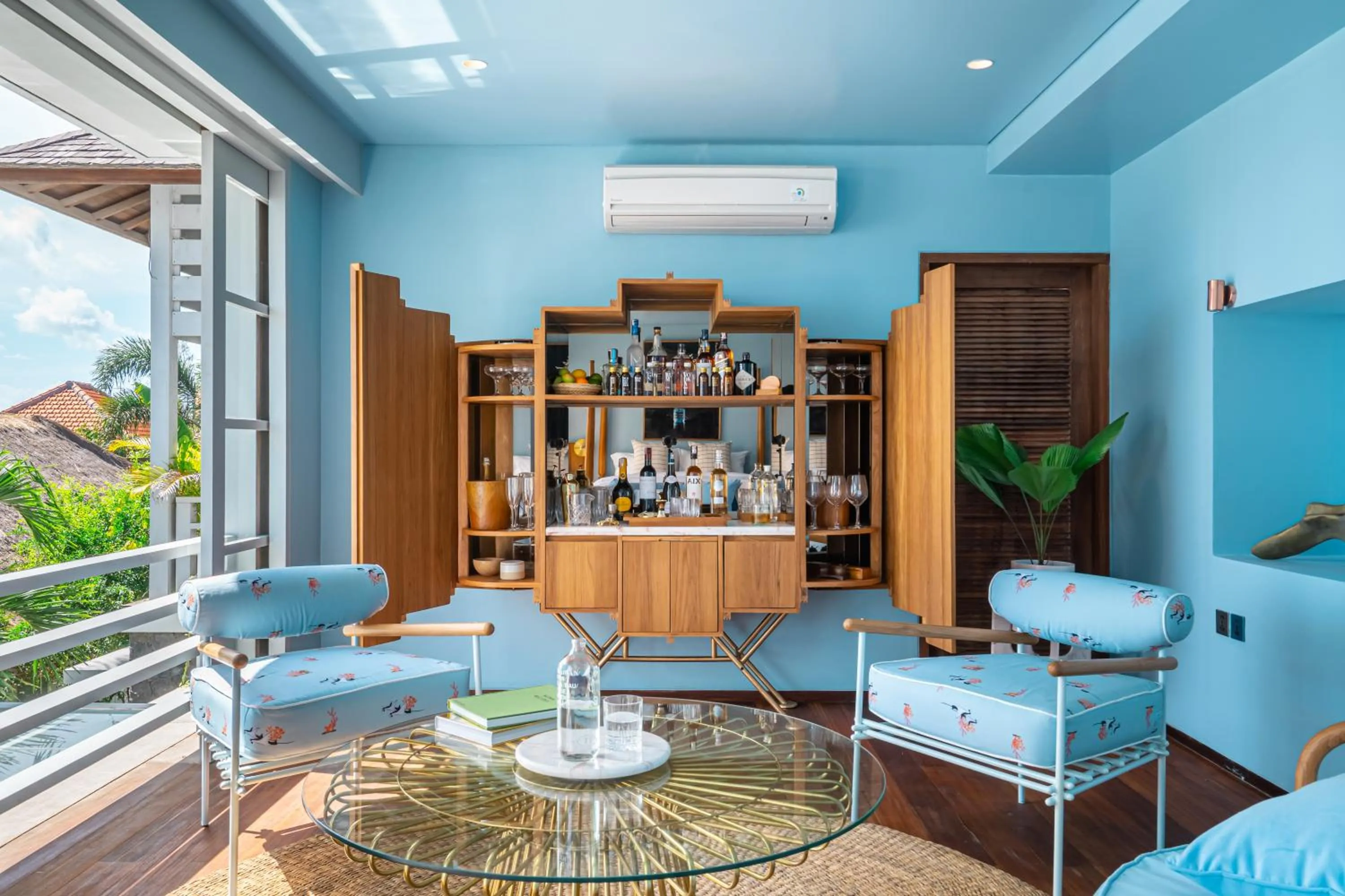 Living room in Ulu Cliffhouse