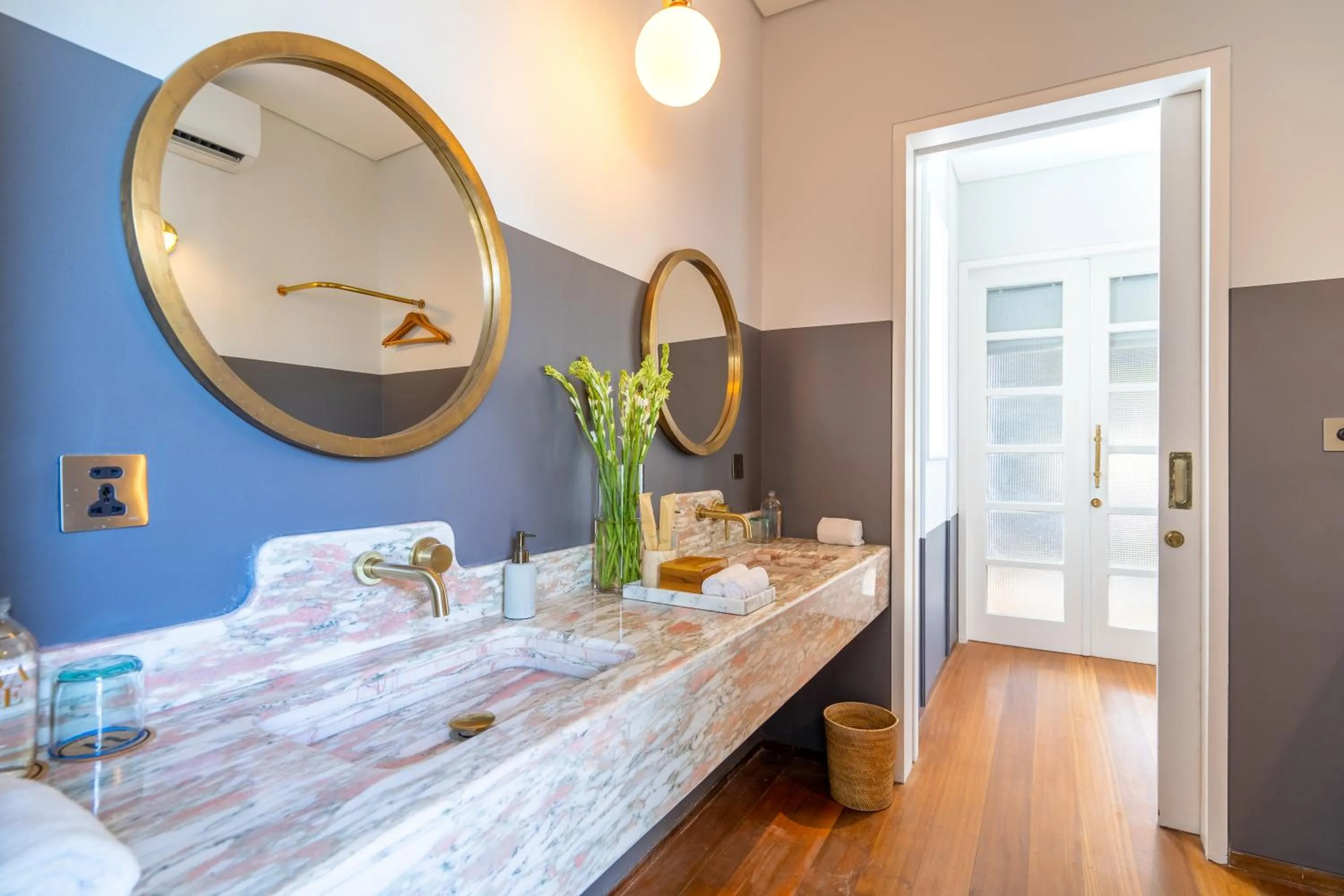 Bathroom in Ulu Cliffhouse