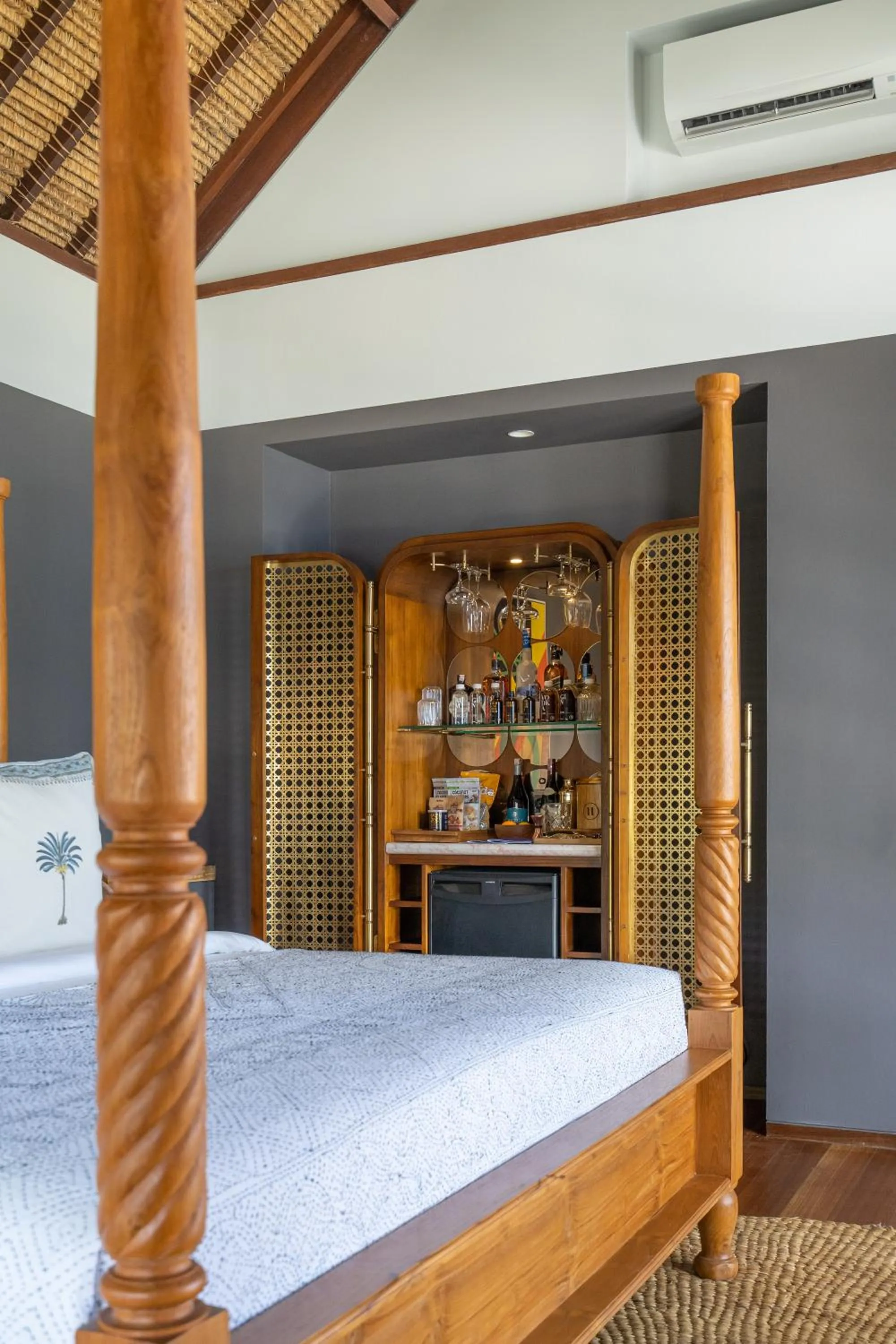 Living room, Bed in Ulu Cliffhouse