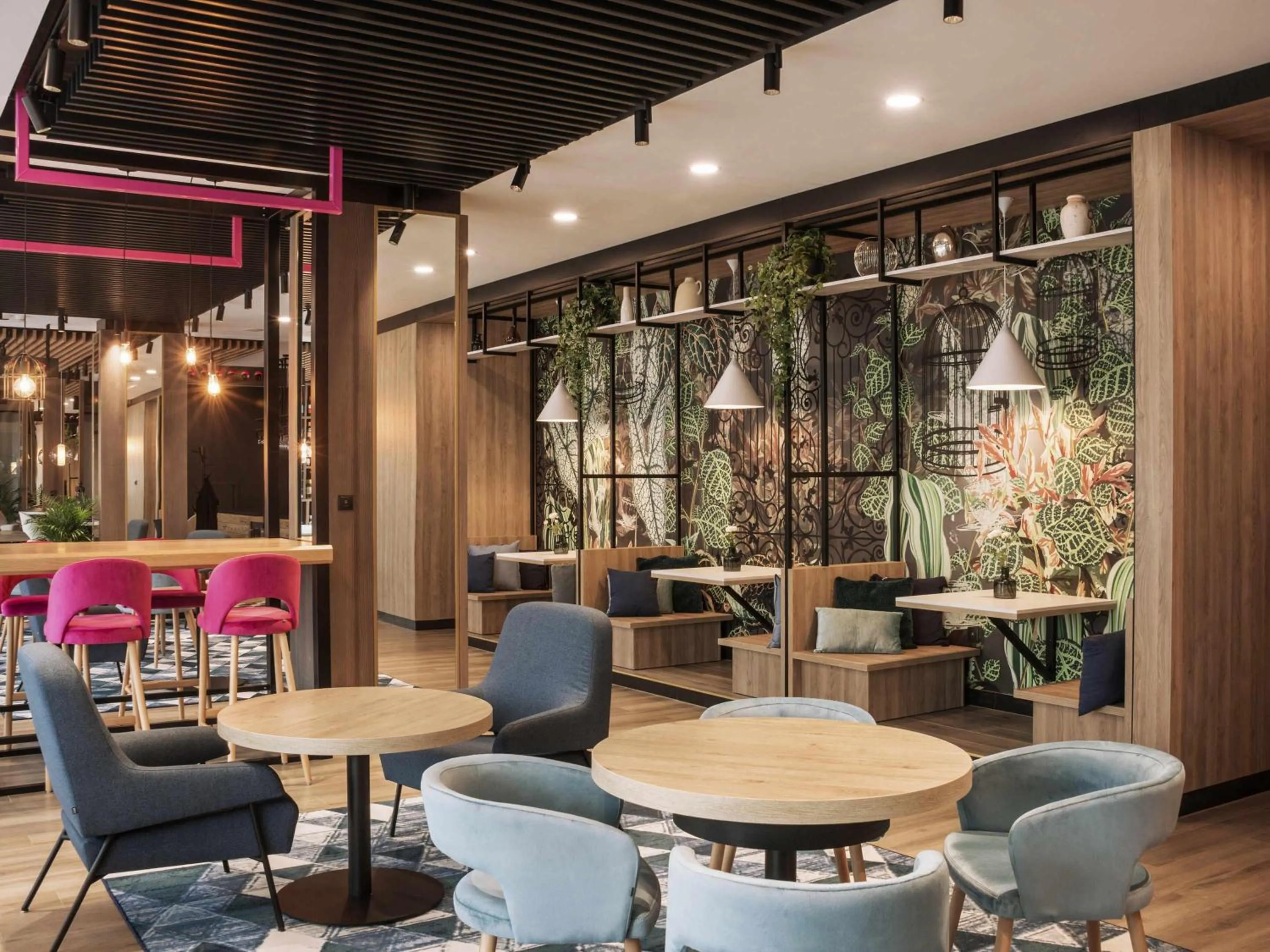 Lounge or bar in ibis Styles Kraków East