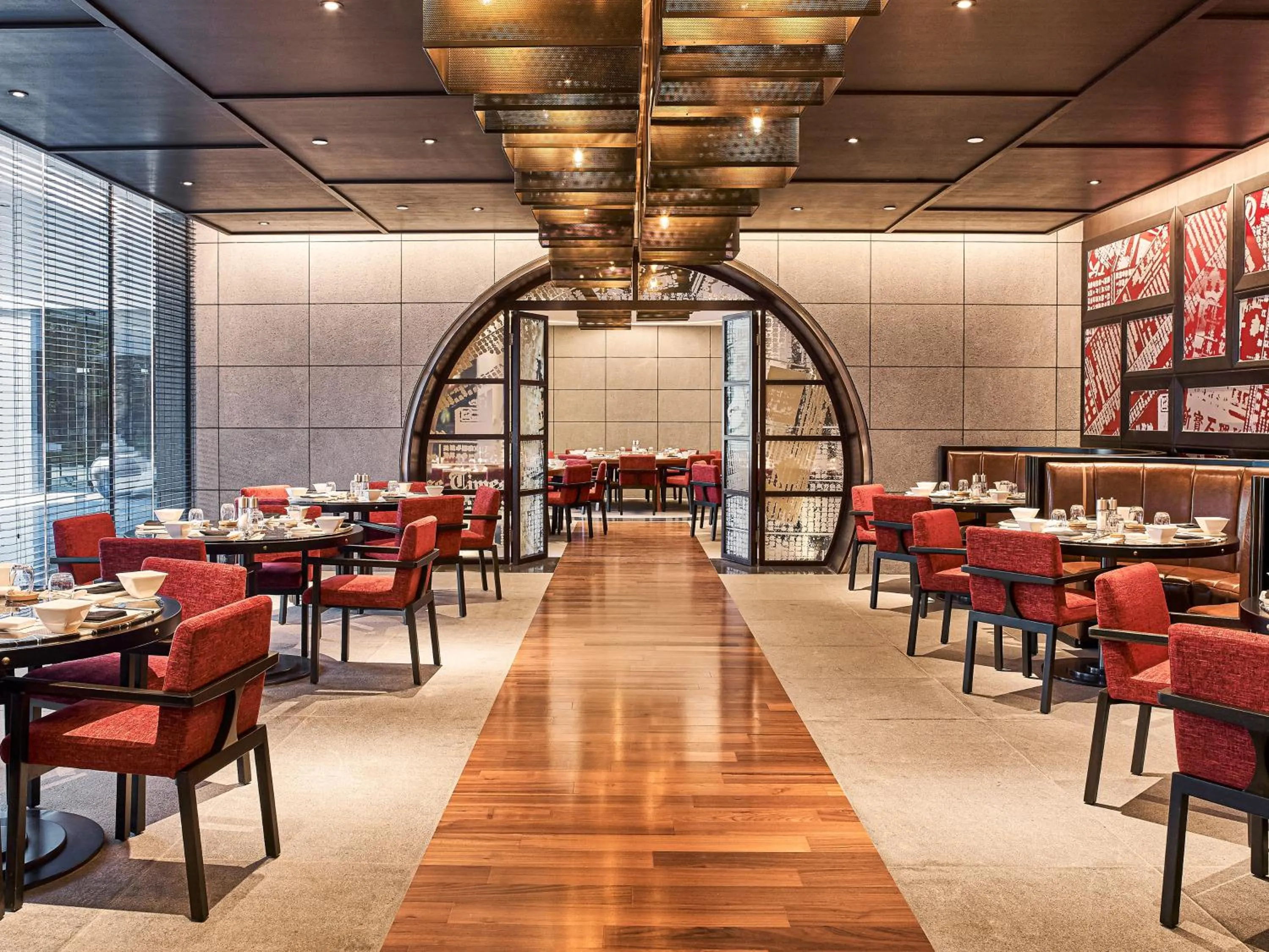 Restaurant/places to eat in Mingalar Mandalay Hotel