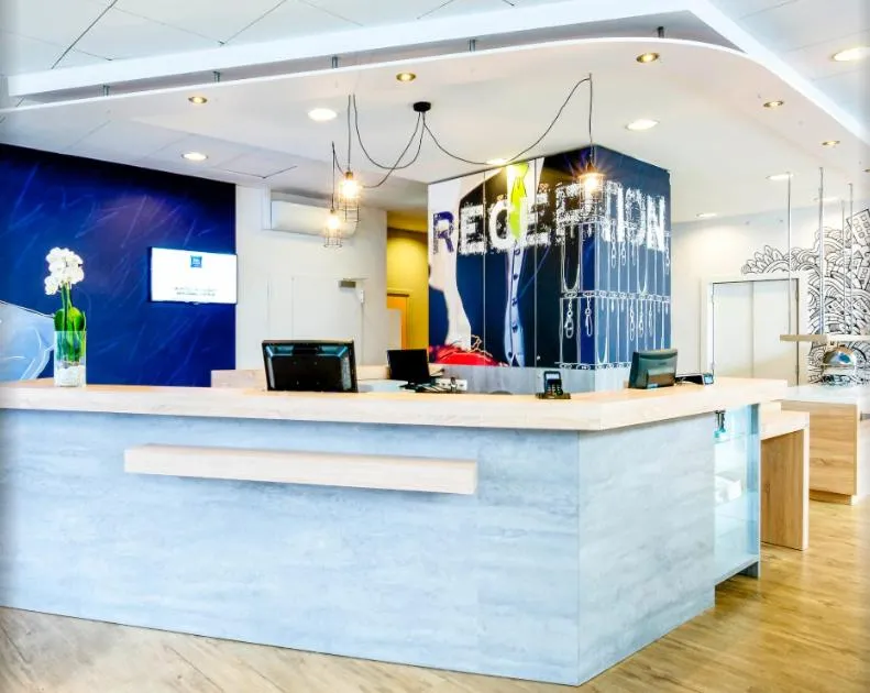 Lobby or reception in ibis budget Warszawa Centrum