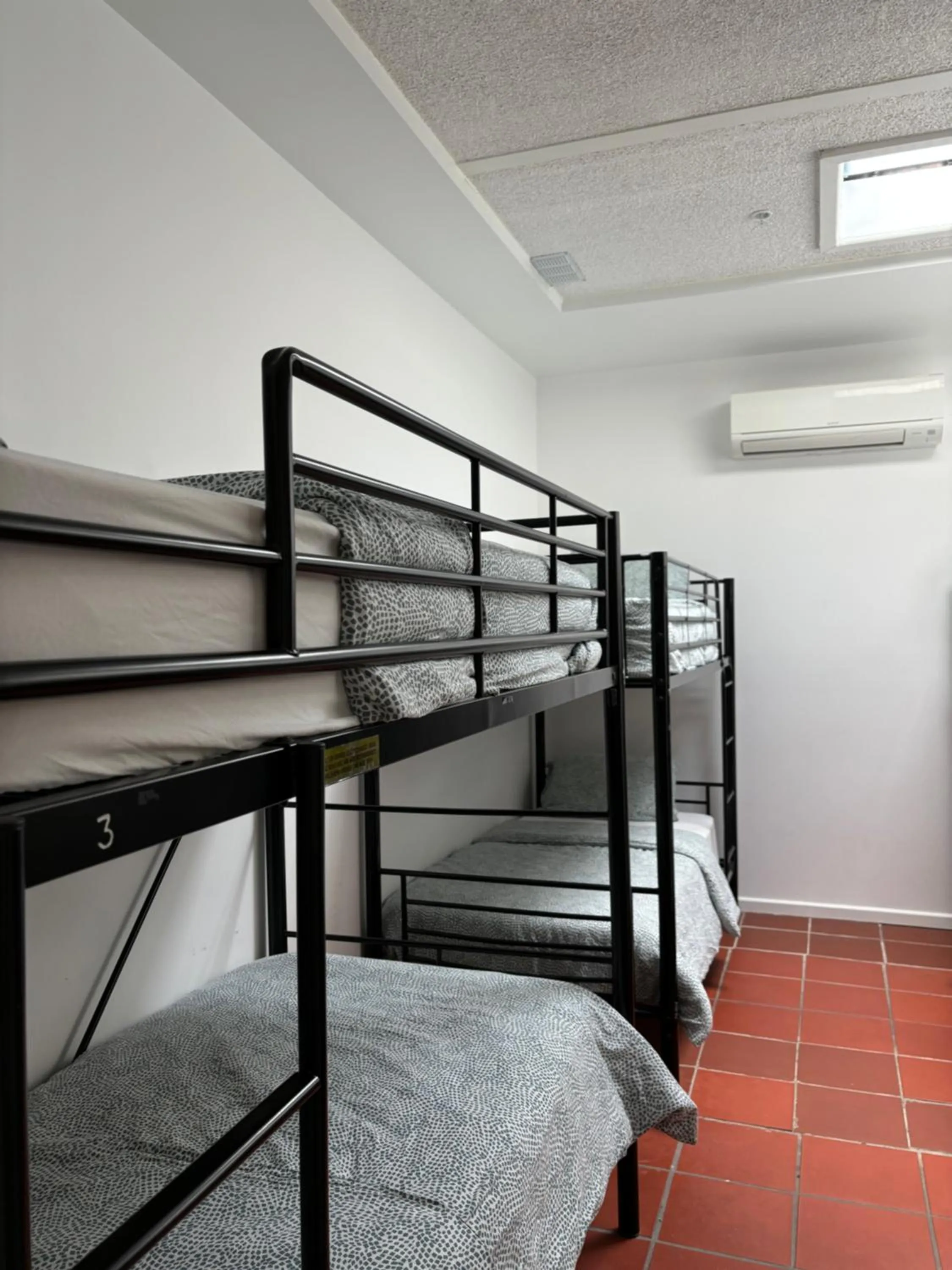 bunk bed, Bed in St Kilda Accommodation