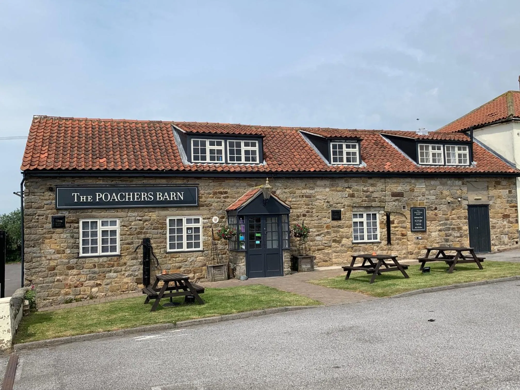 Facade/entrance in Poacher's Barn