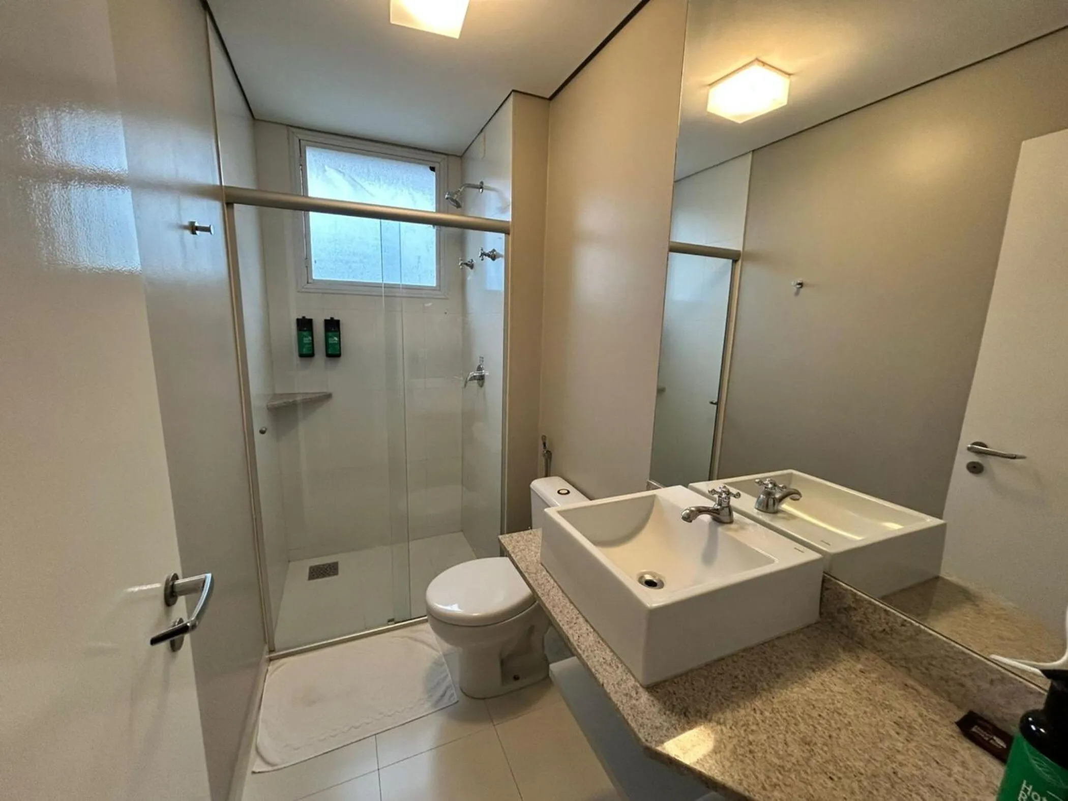 Shower in Beira Rio Palace Hotel