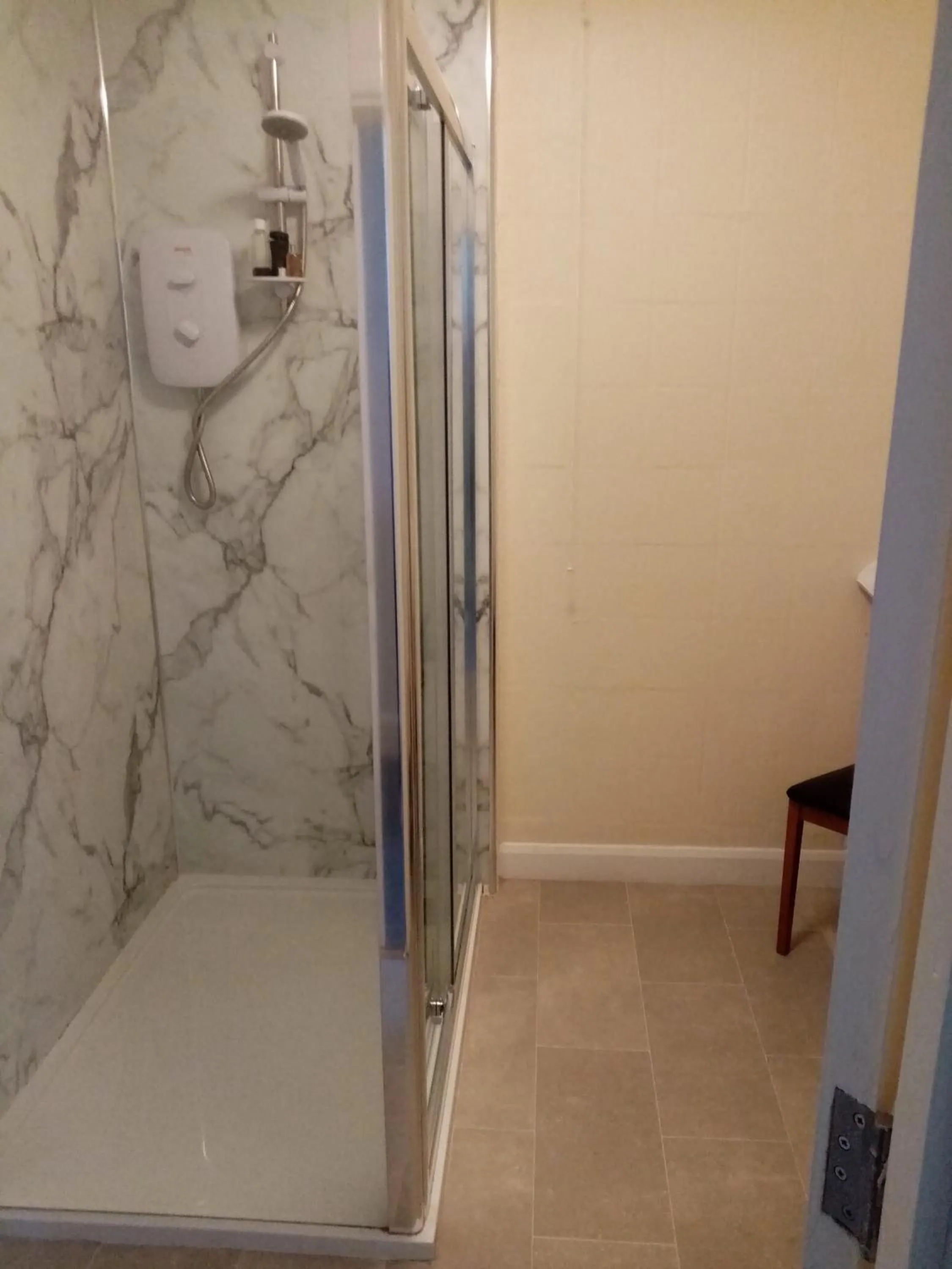 Bathroom in Black Lion