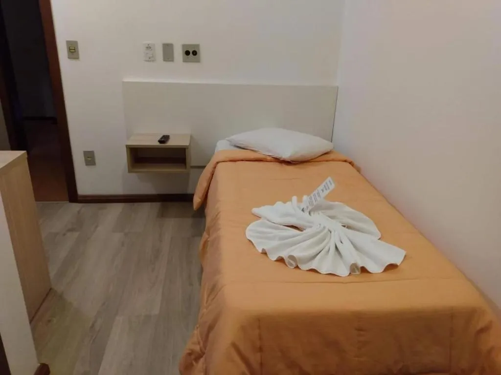 Bed in Hotel Alpen Hof