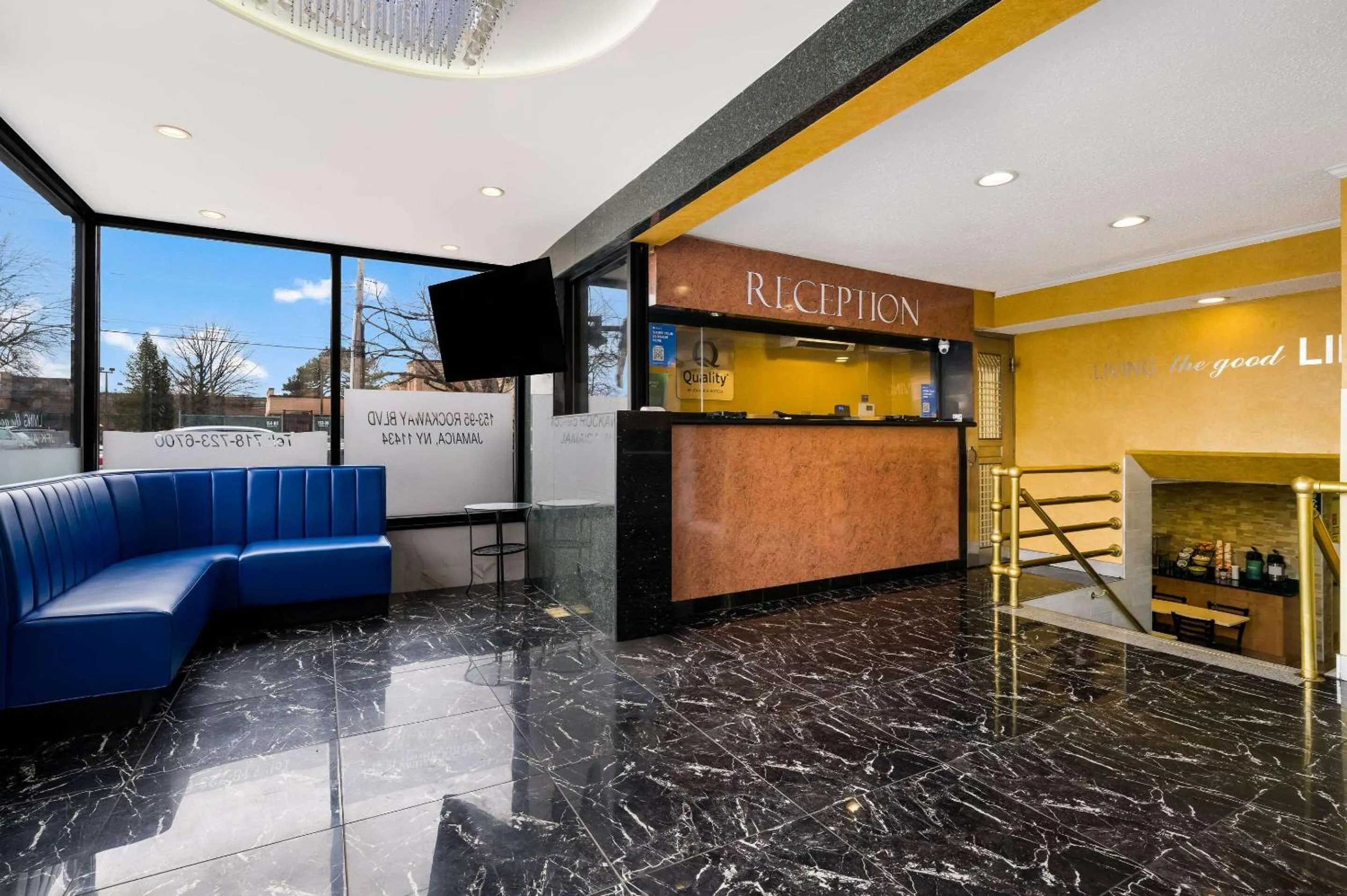 Lobby or reception in Quality Inn JFK Airport Rockaway Blvd